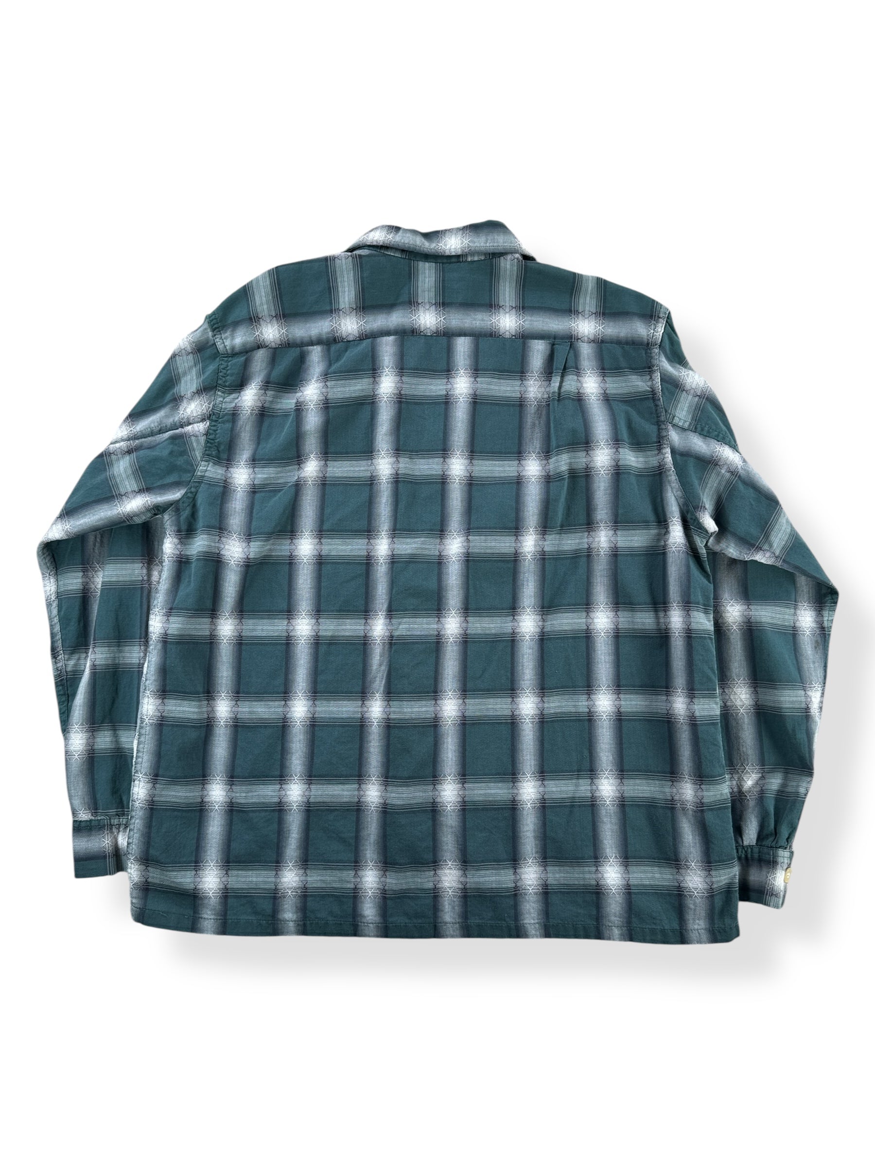 Back of Vintage Campus Long Sleeve Loop Collar Shirt SZ L