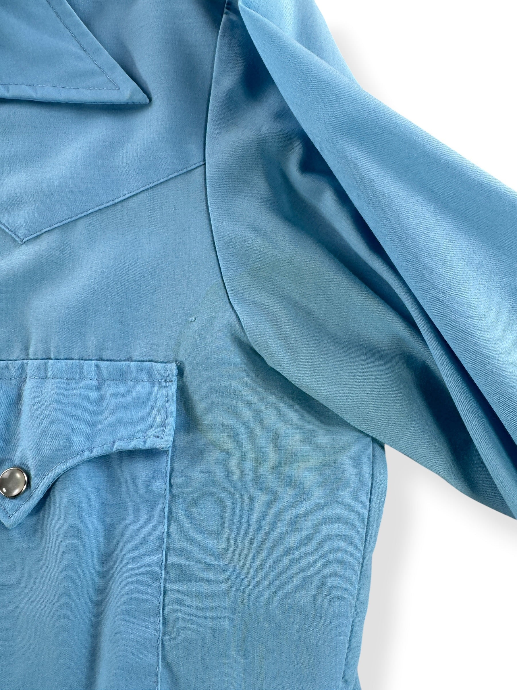 Stains on Vintage Sears Cotton/Poly Light Blue Pearlsnap SZ S
