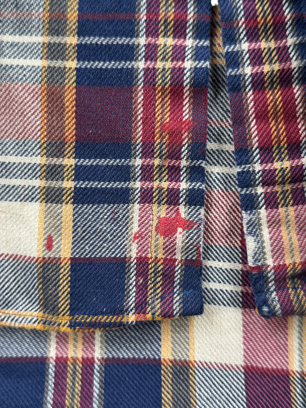 Red paint near bottom hem of Vintage Thrashed 80's JC Penney Flannel SZ M