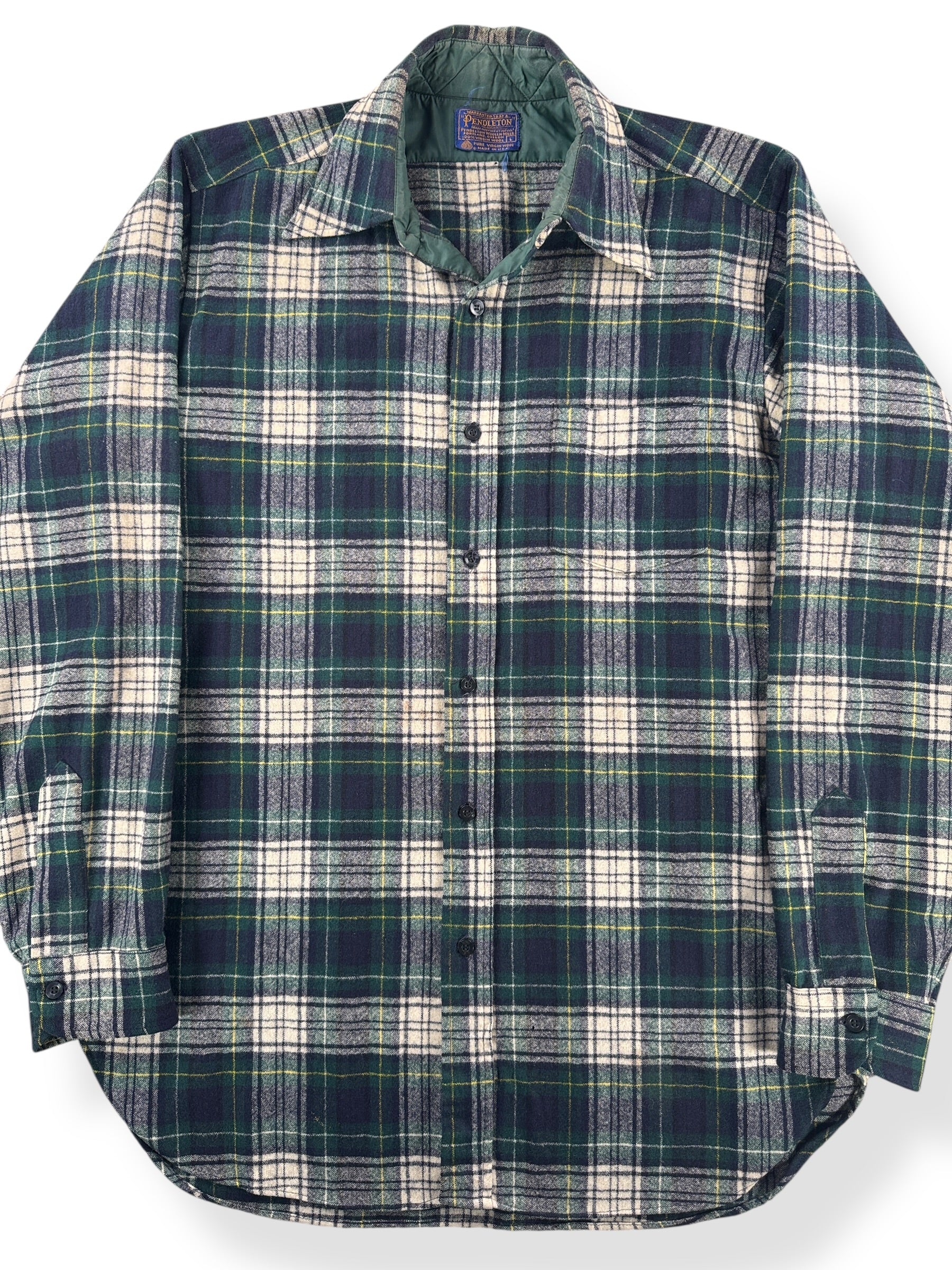 Front Close Up of Vintage Green And Navy Pendleton Flannel SZ L