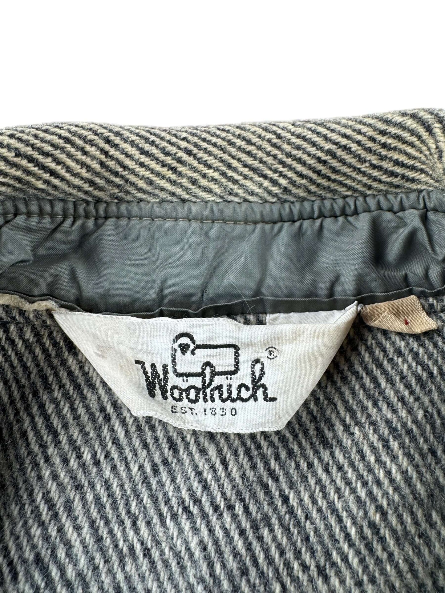 Label on Vintage Woolrich Halibut Jacket SZ L