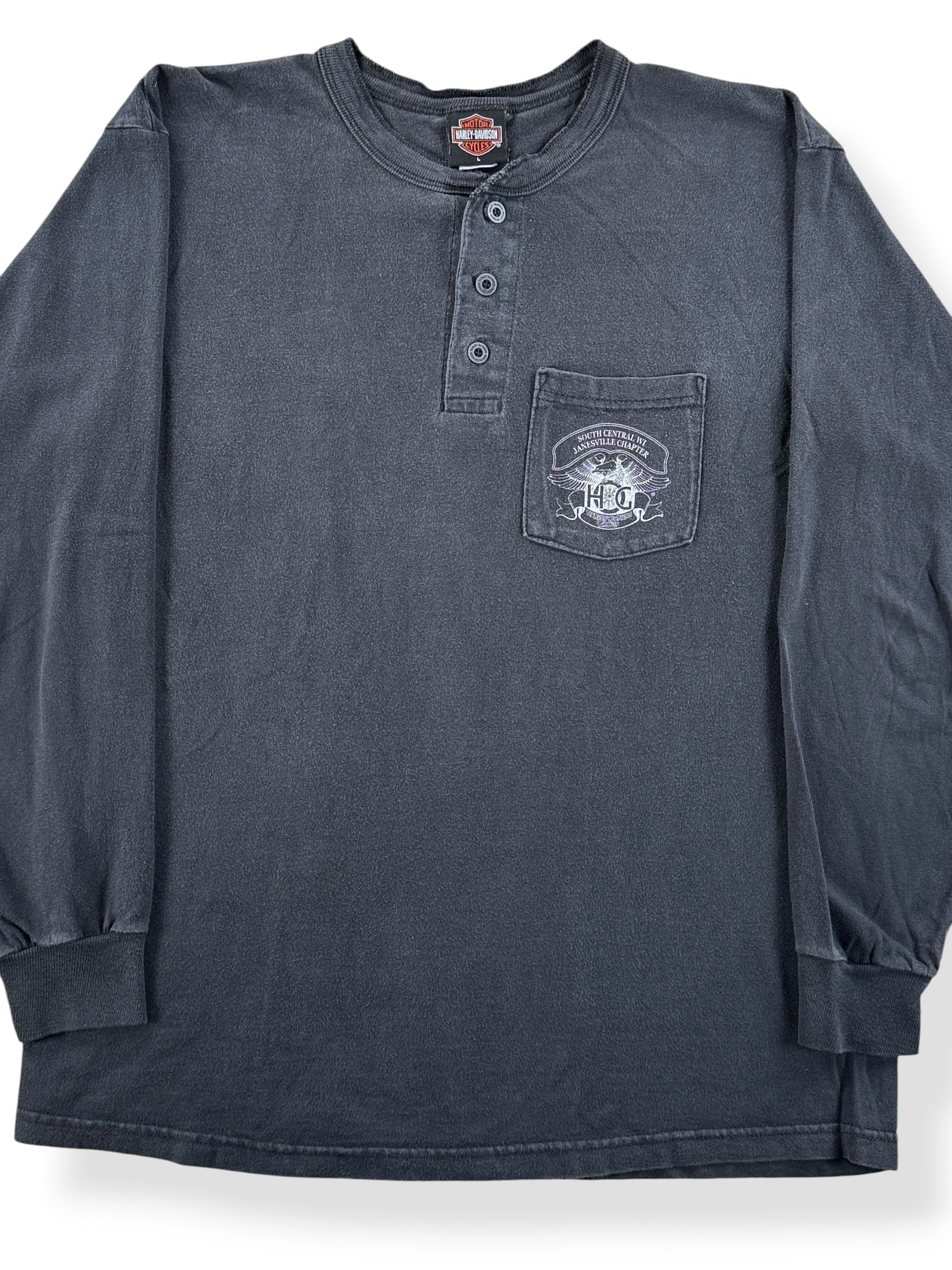 Front Close Up of Vintage Harley Davidson South Central WI Henley SZ L