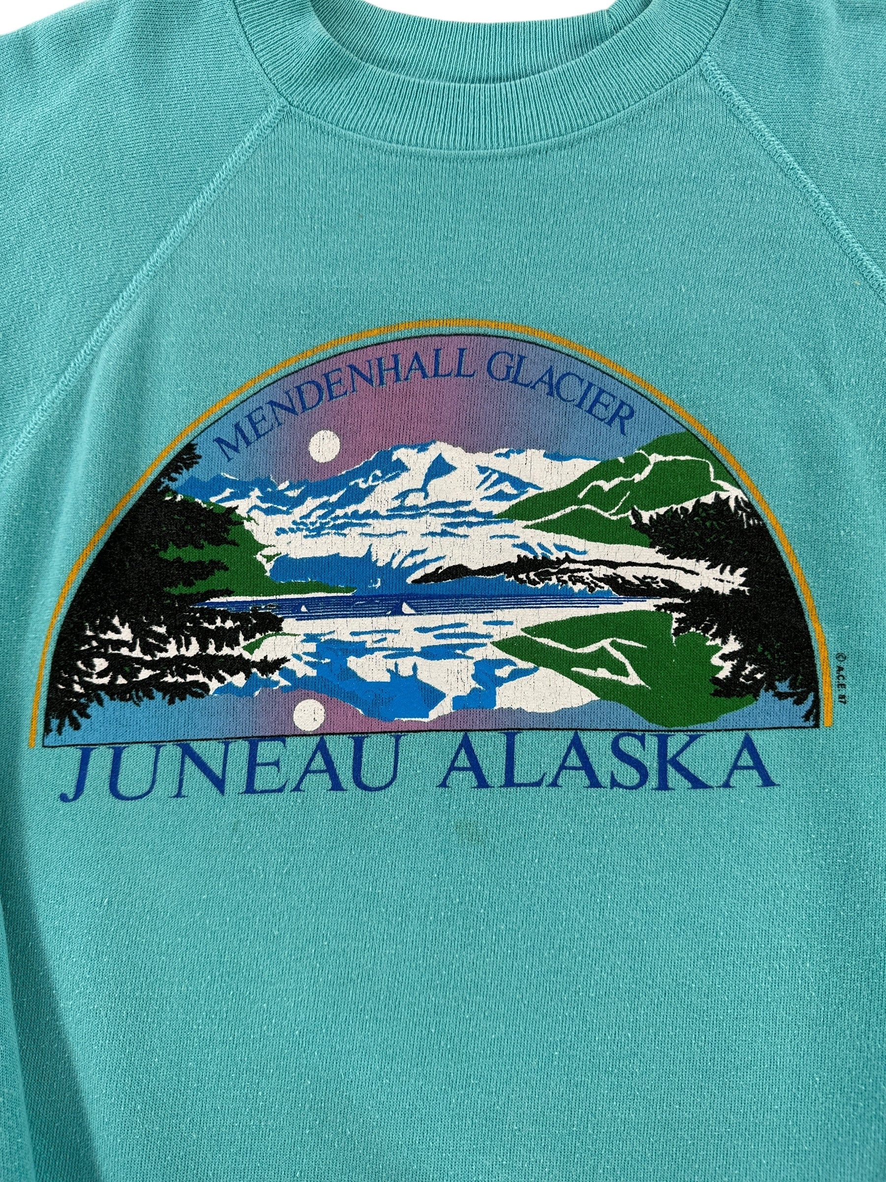 Graphic on Vintage Mendenhall Glacier Alaska Crewneck SZ S