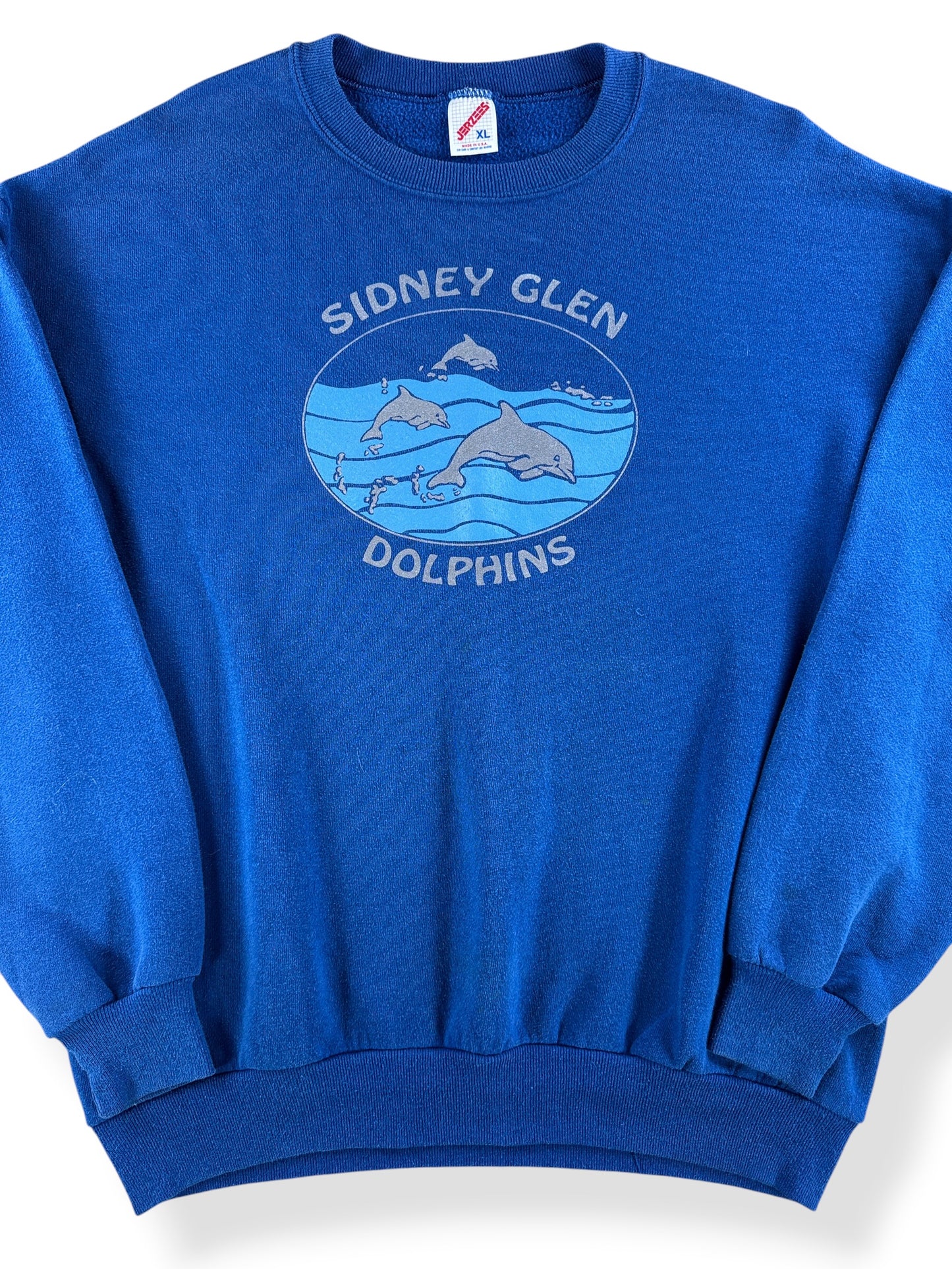 Close-up of Vintage Sidney Glen Dolphins Crewneck SZ XL (Fits L)