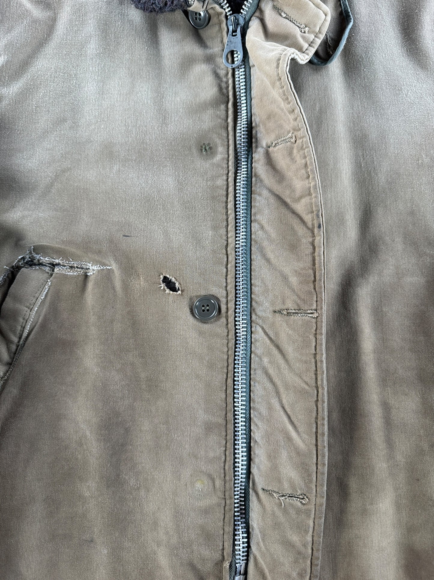 Buttons on Vintage Salty Civilian N-1 Deck Jacket SZ XXL