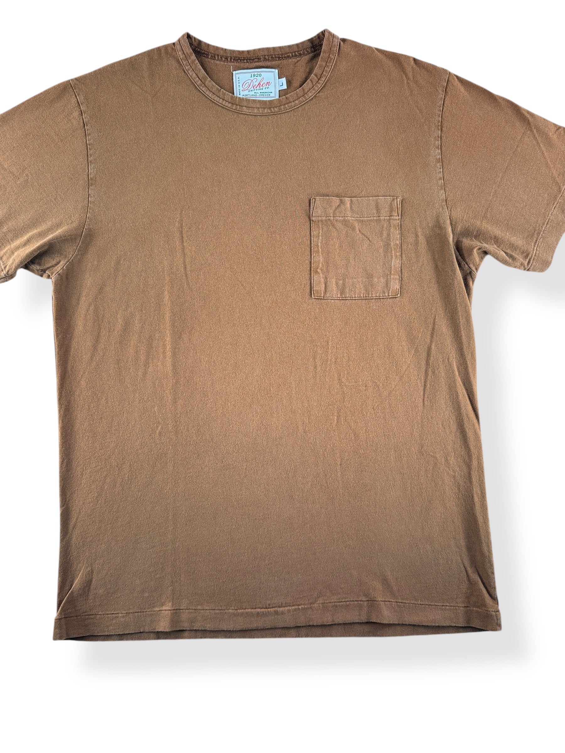 Front Close Up of Modern Dehen Pocket Tee SZ L