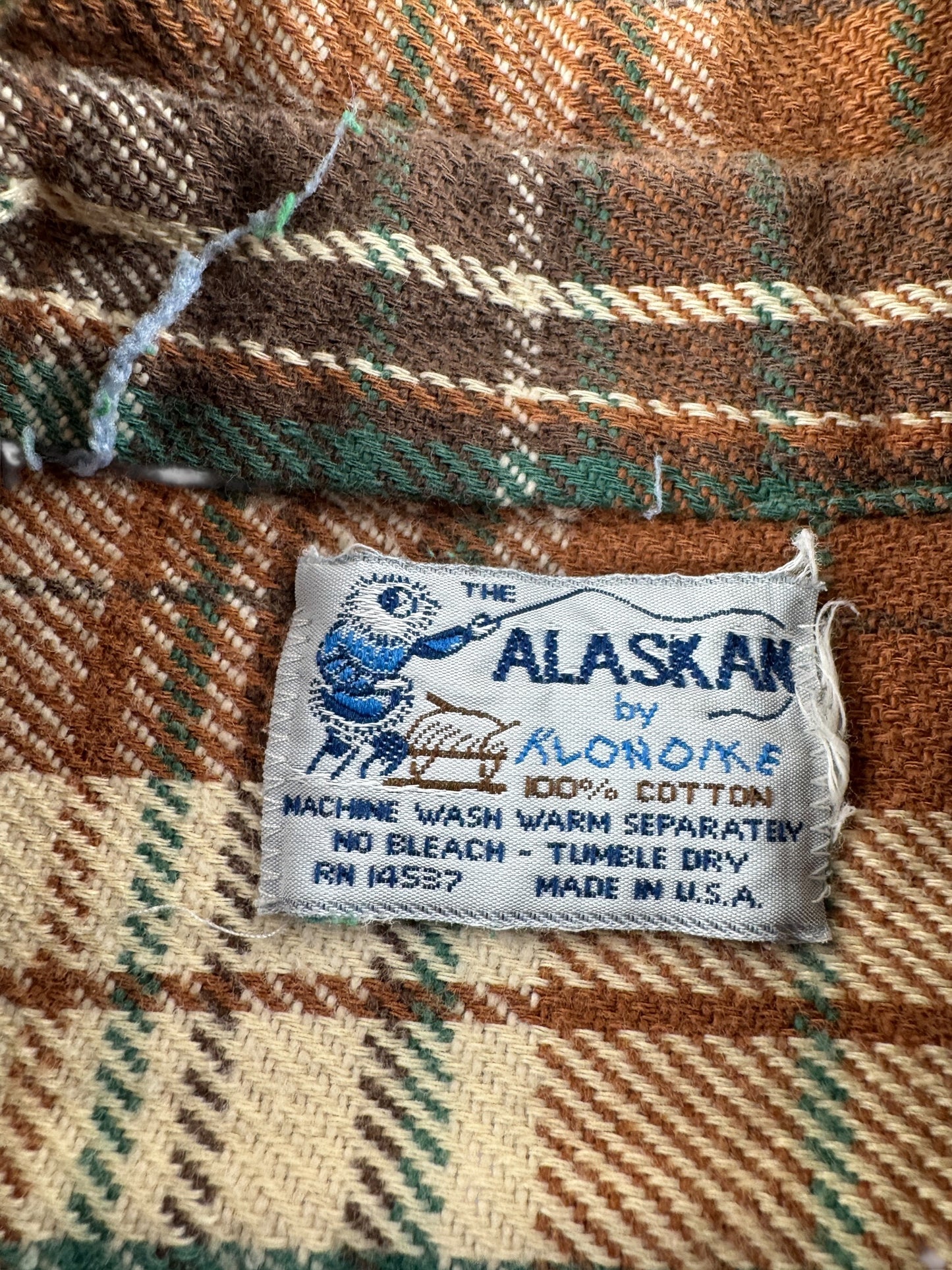 Tag on Vintage The Alaskan Cotton Flannel SZ XL