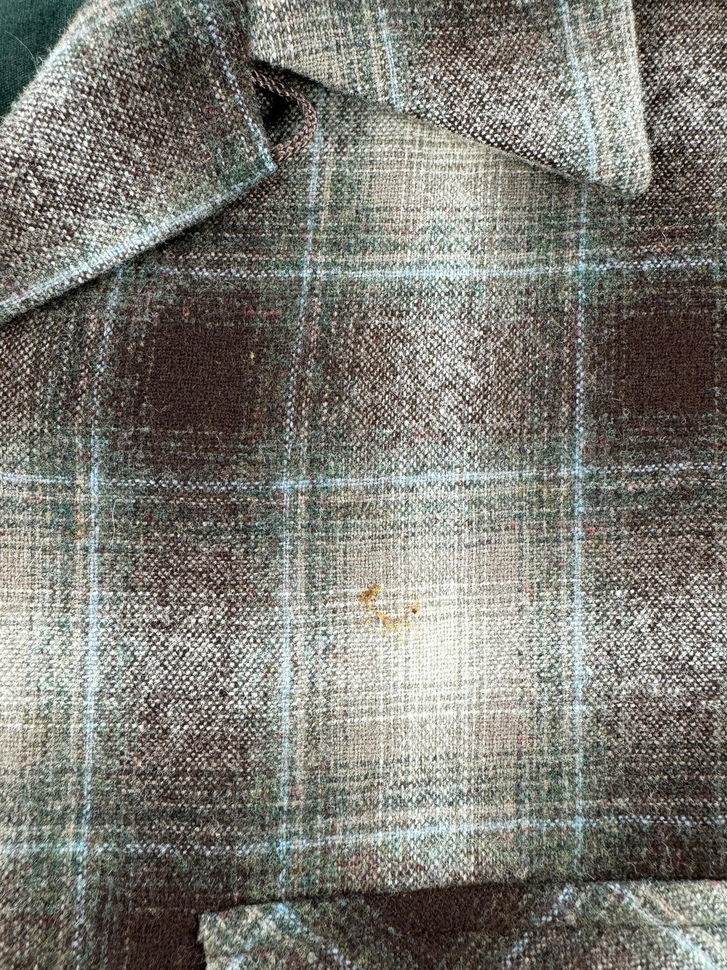 Stain on Vintage Made in Mexico Pendleton Green & Brown Shadowplaid Board Shirt SZ L