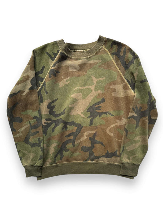 front of Vintage Basset Walker Camo Crewneck SZ M