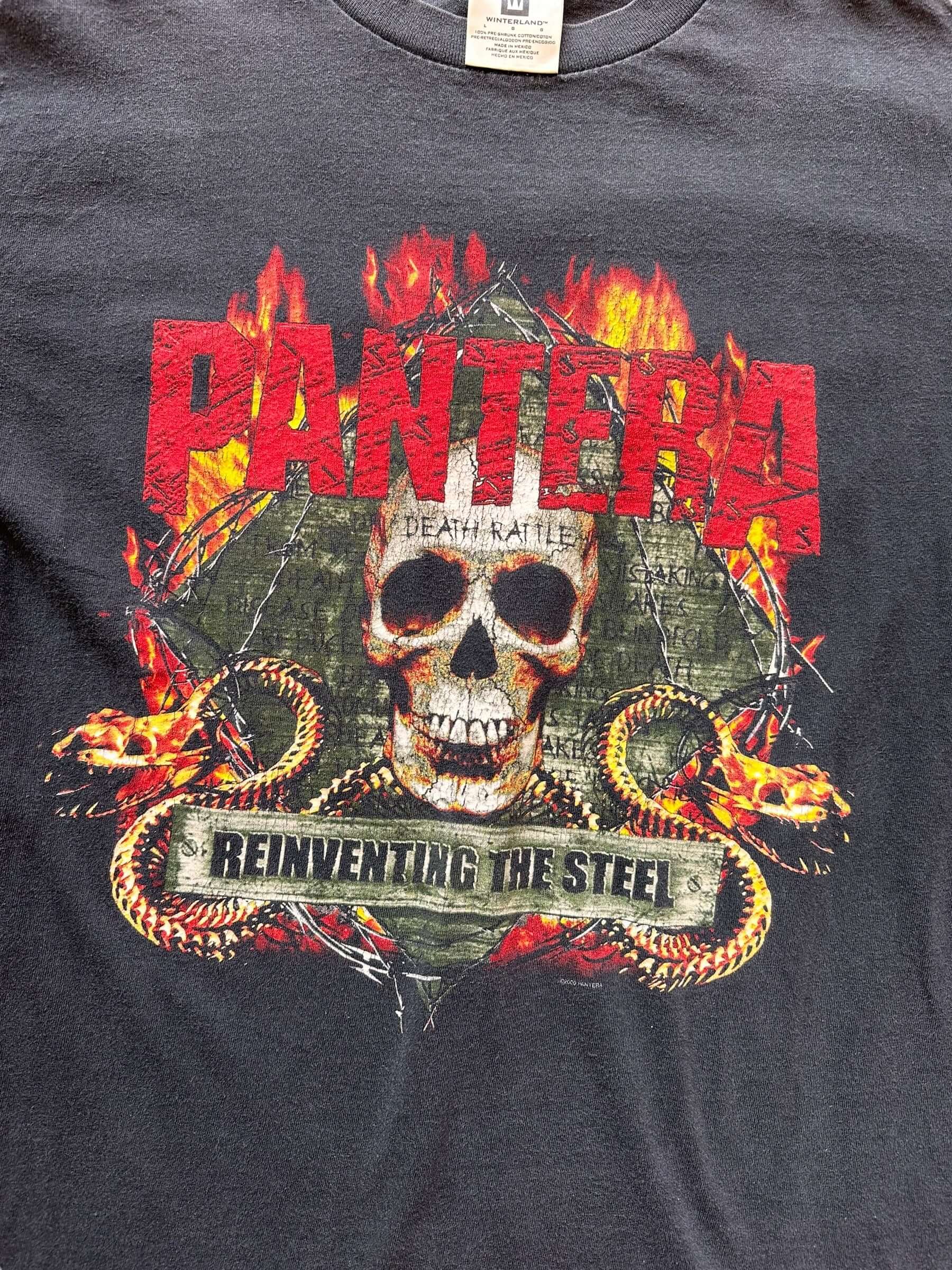 front close up of Vintage 90s Pantera "Reinventing the Steel" Band Tee Shirt SZ L