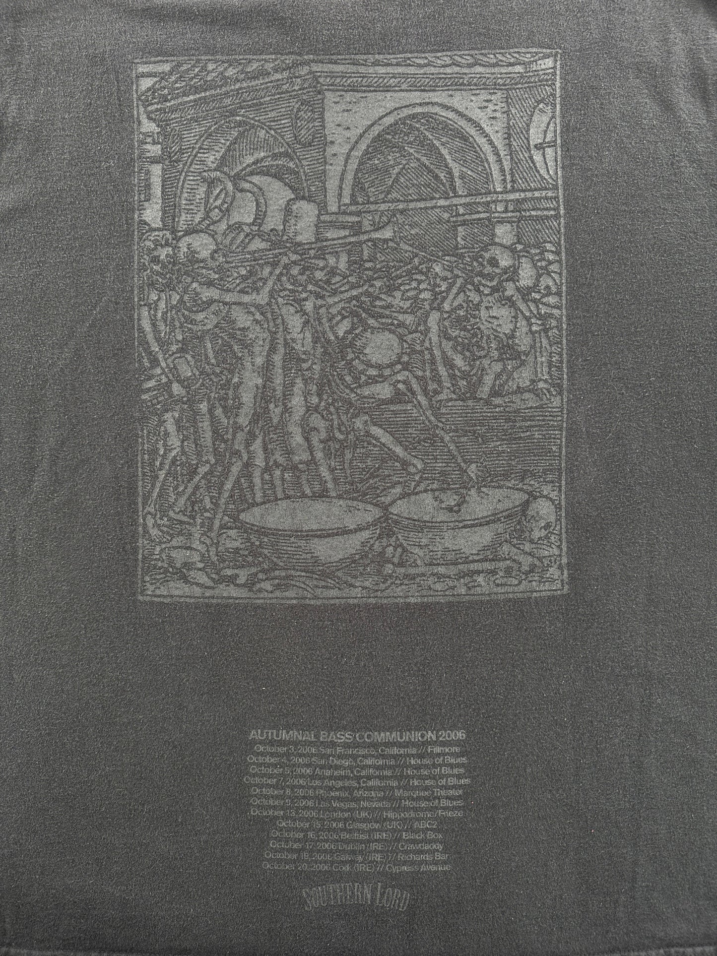 Back Graphic of Vintage '06 Sunn O))) Fall Tour Tee SZ XL