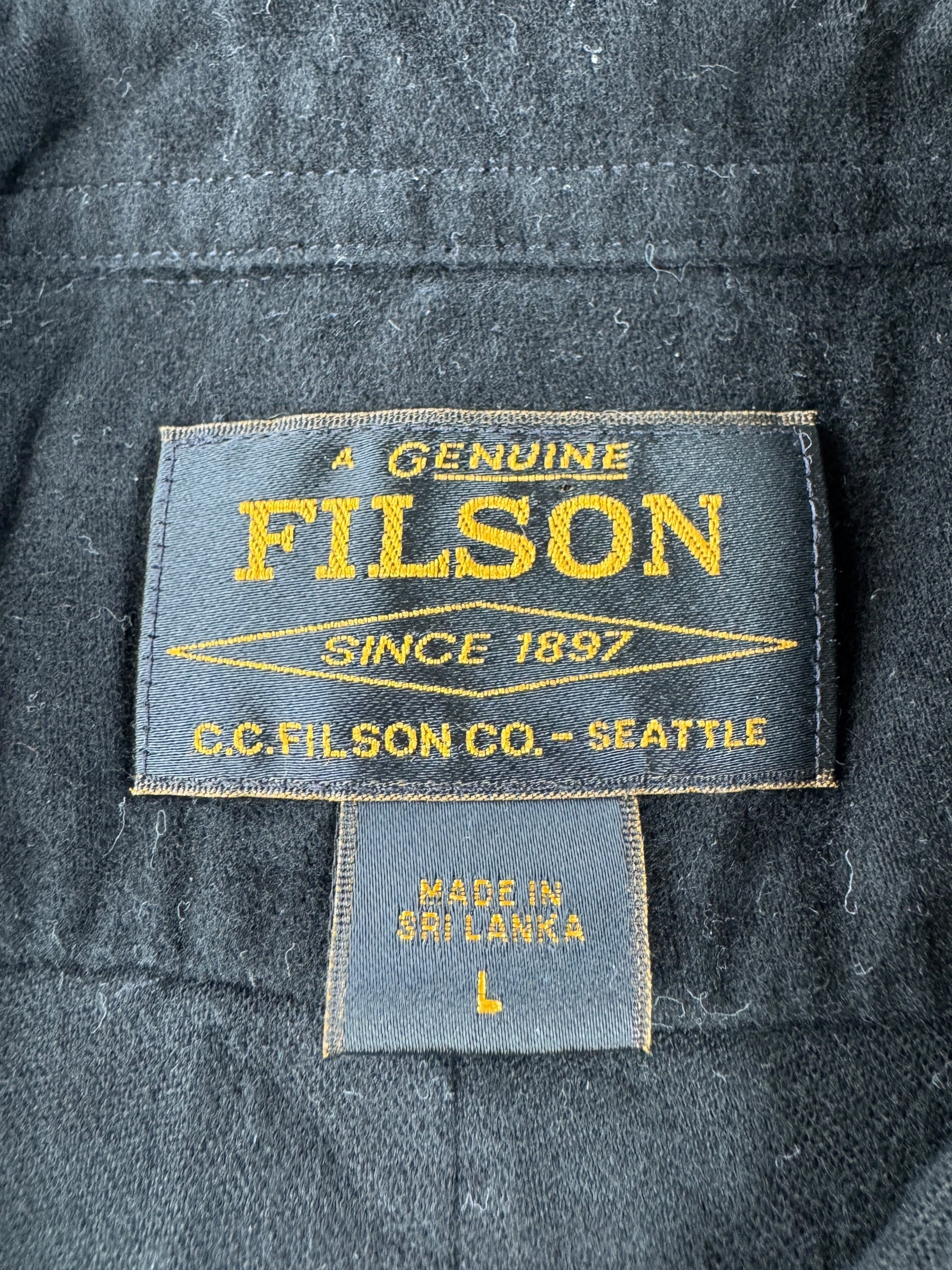 Label on Filson Moleskin Seattle Shirt SZ L