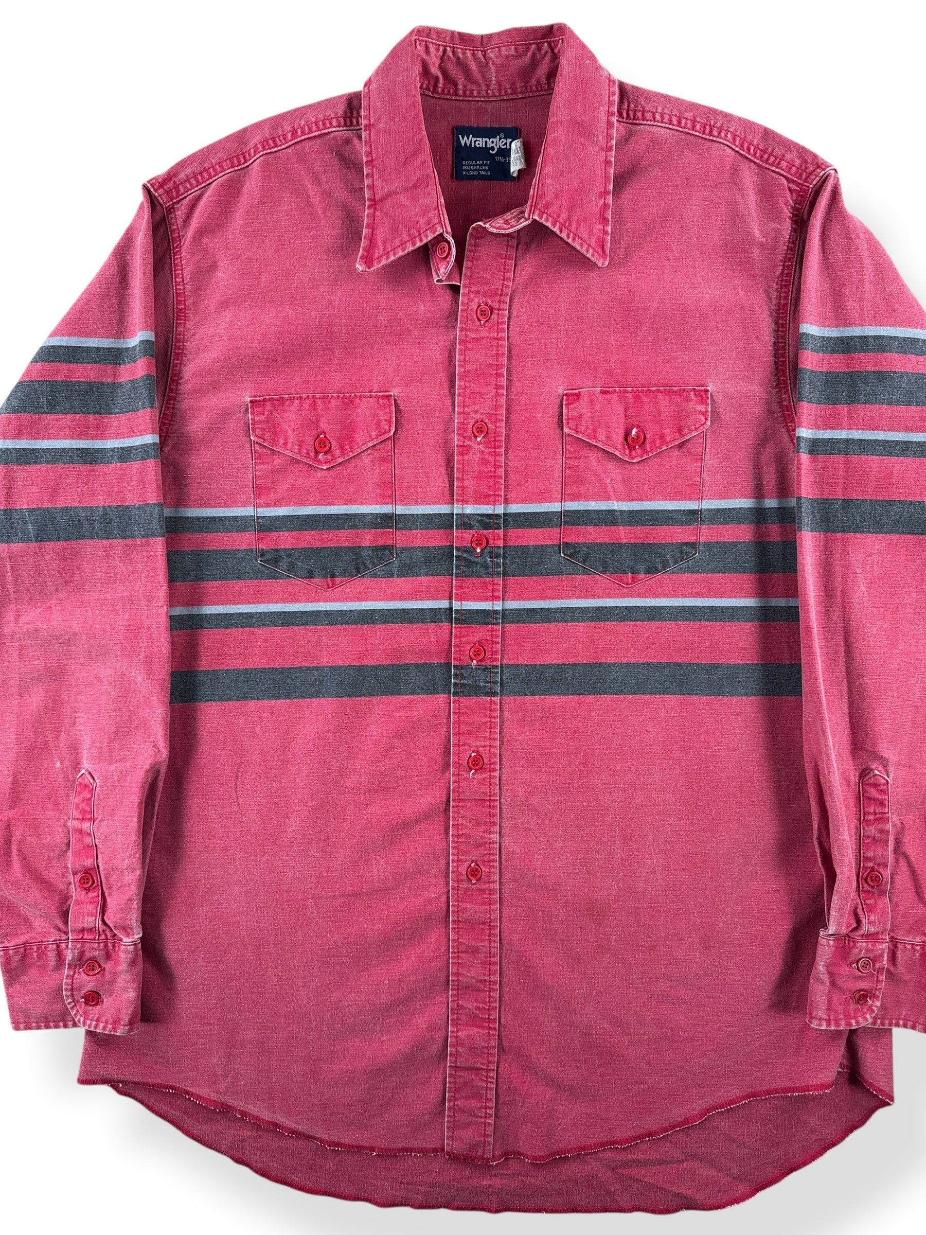 Front Close Up of Vintage Wrangler Brushpopper Shirt SZ 17 1/2 - 35 (Fits XL)