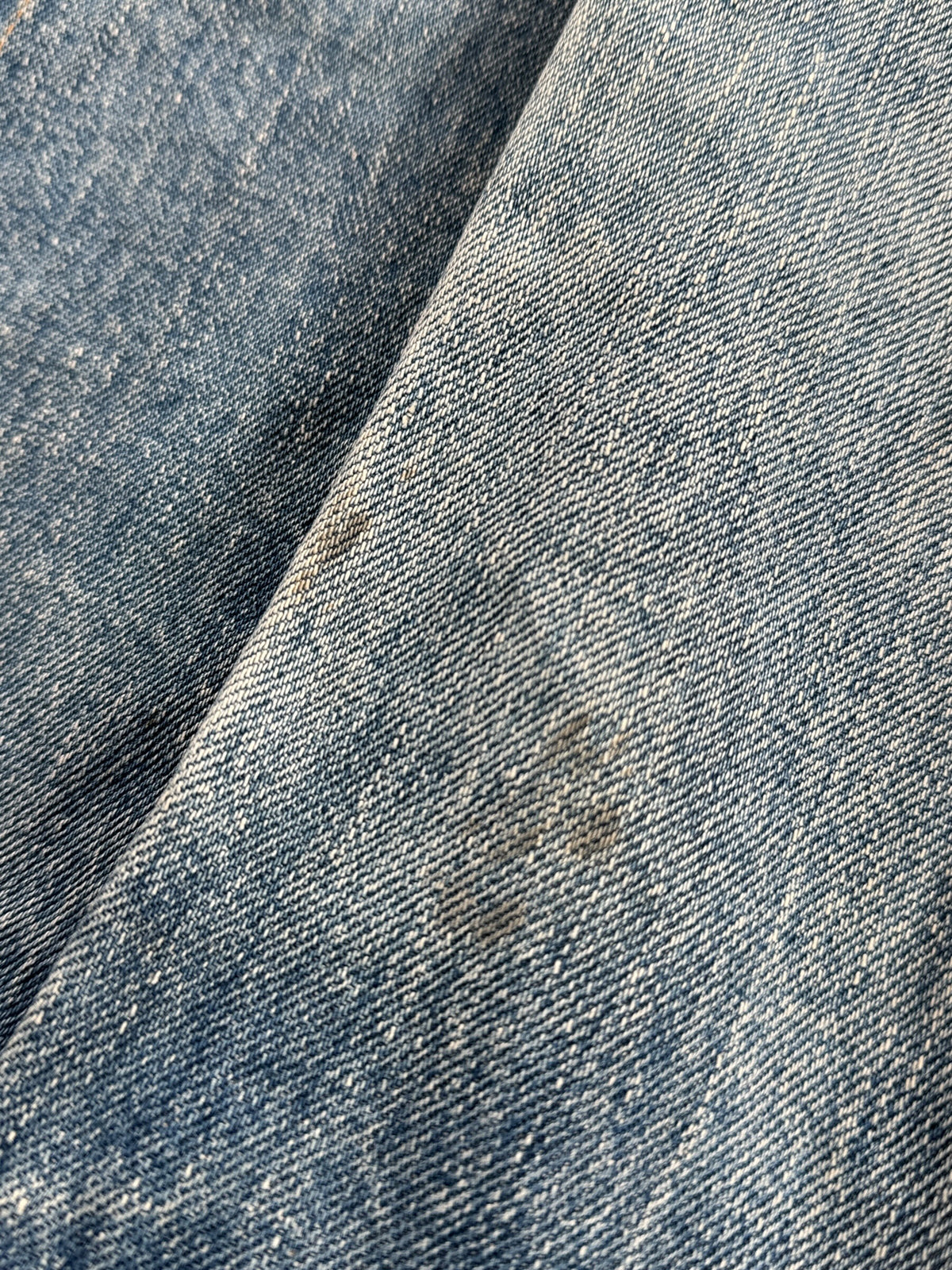 Minor staining on Vintage 70’s Orange Tab Levi’s Denim Jacket SZ S