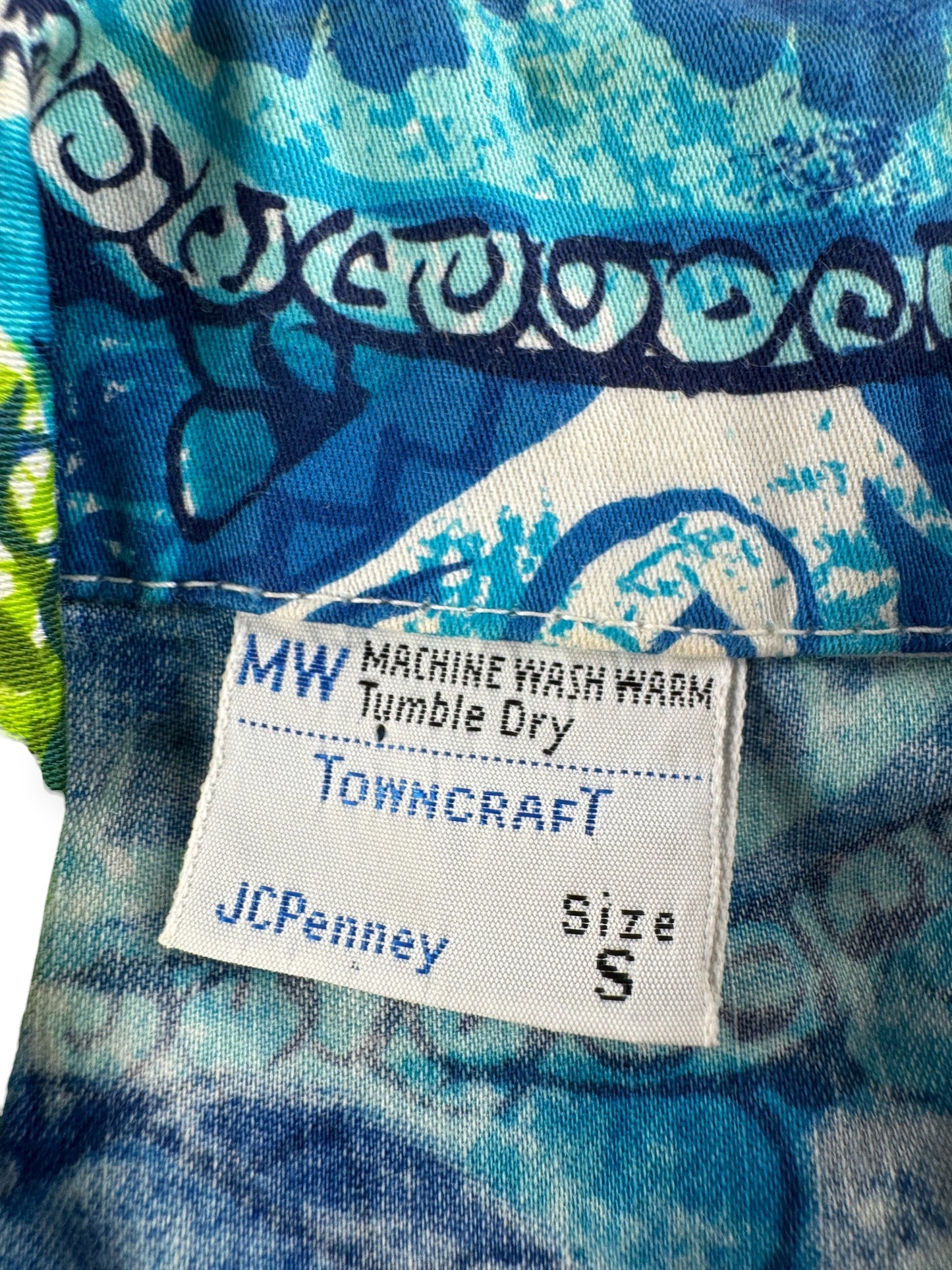 Tag on Vintage JC Penney Towncraft Aloha Shirt SZ S (Fits XS)