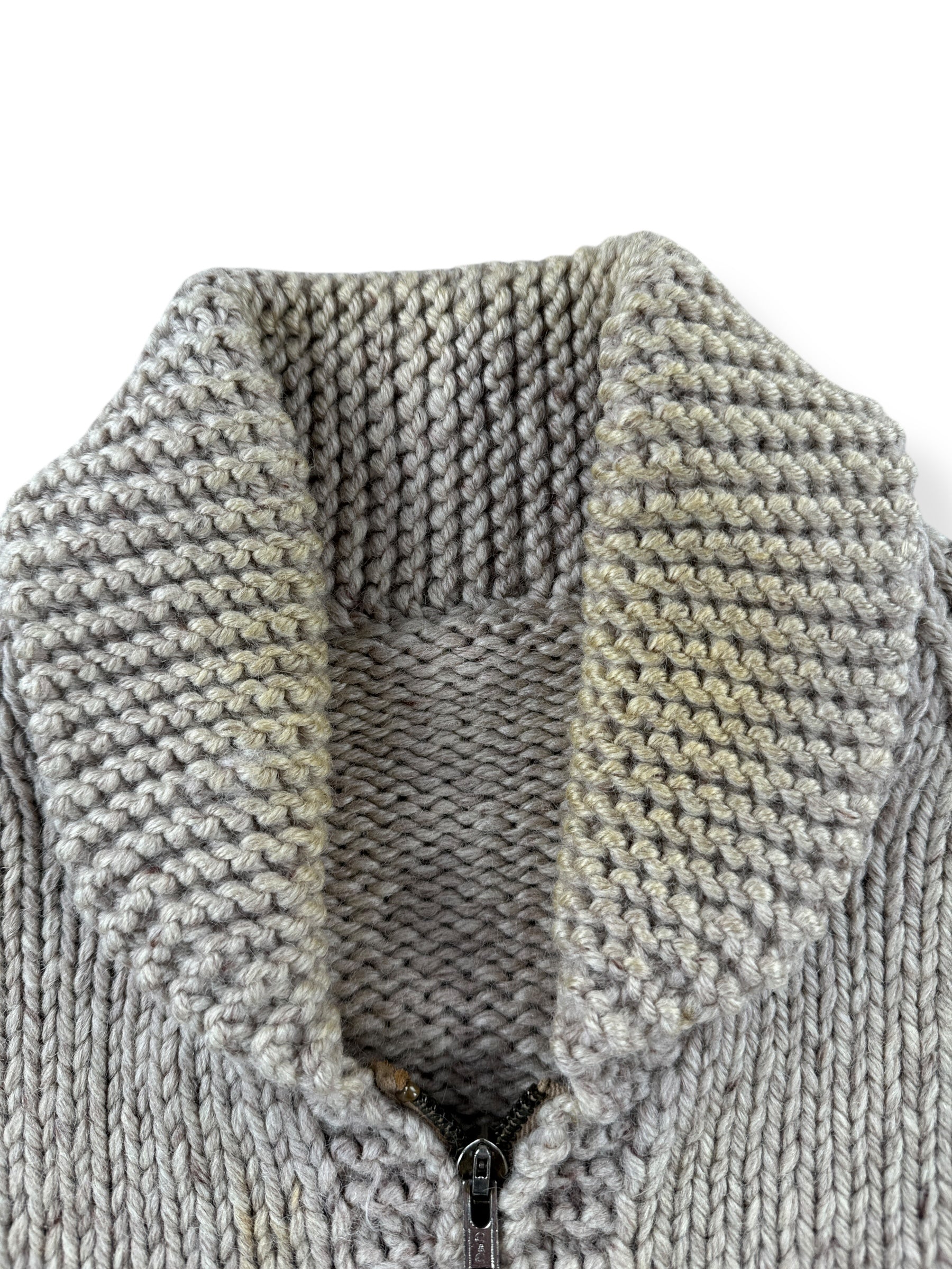 Collar on Vintage Basset Hound Cowichan Style Sweater SZ M