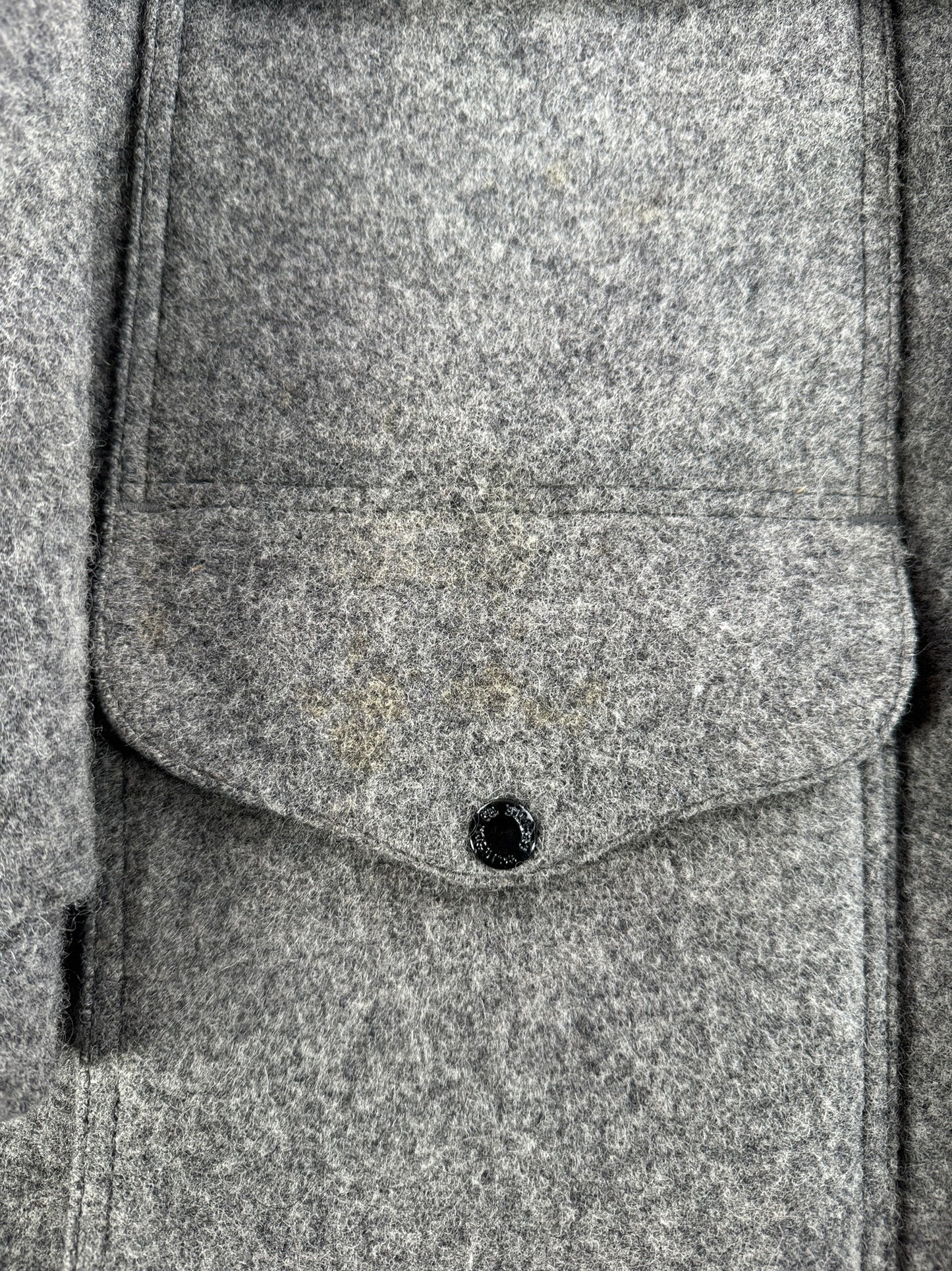 Staining on Vintage 80s Era Filson Heather Grey Double Mackinaw SZ 44