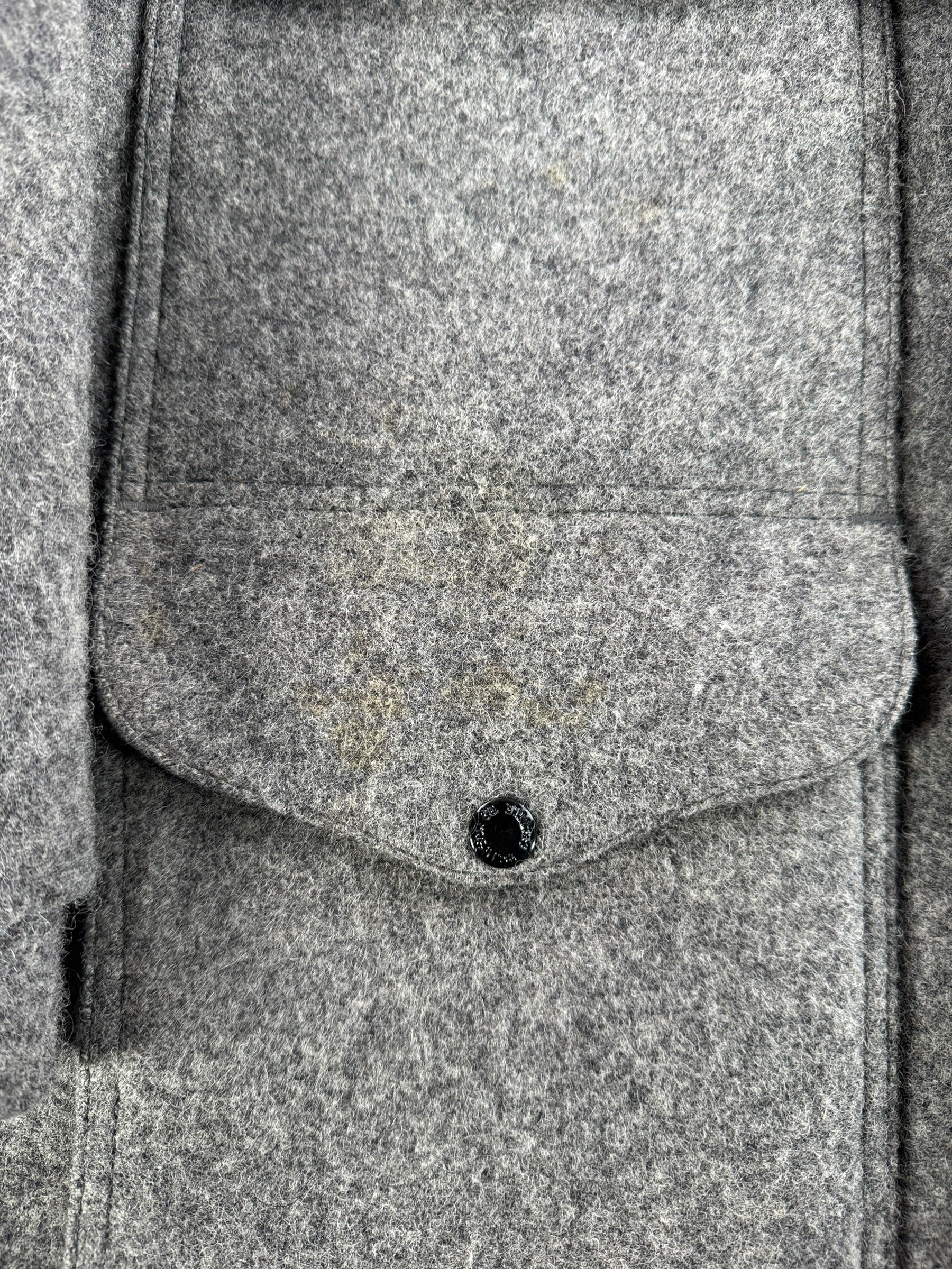 Staining on Vintage 80s Era Filson Heather Grey Double Mackinaw SZ 44