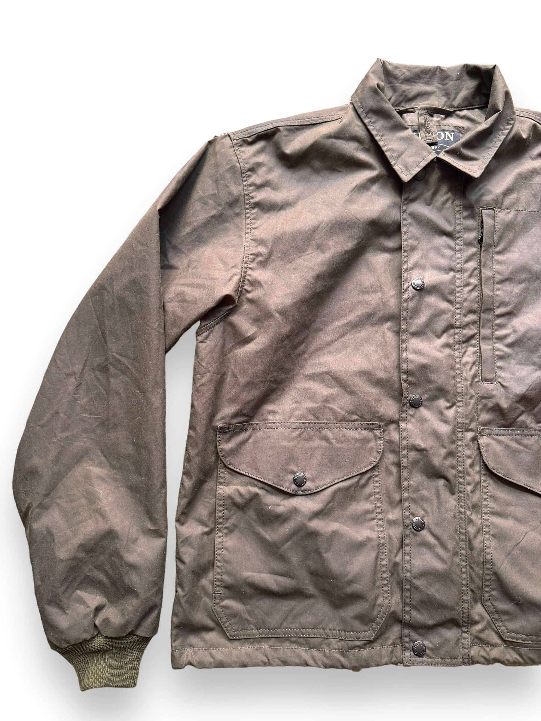 front right of Filson Aberdeen Work Jacket SZ M