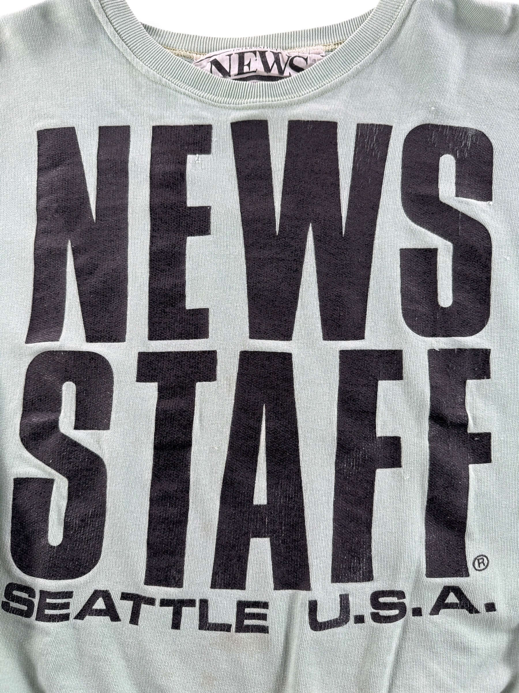 Graphic of Vintage News Staff Seattle Crewneck SZ XL