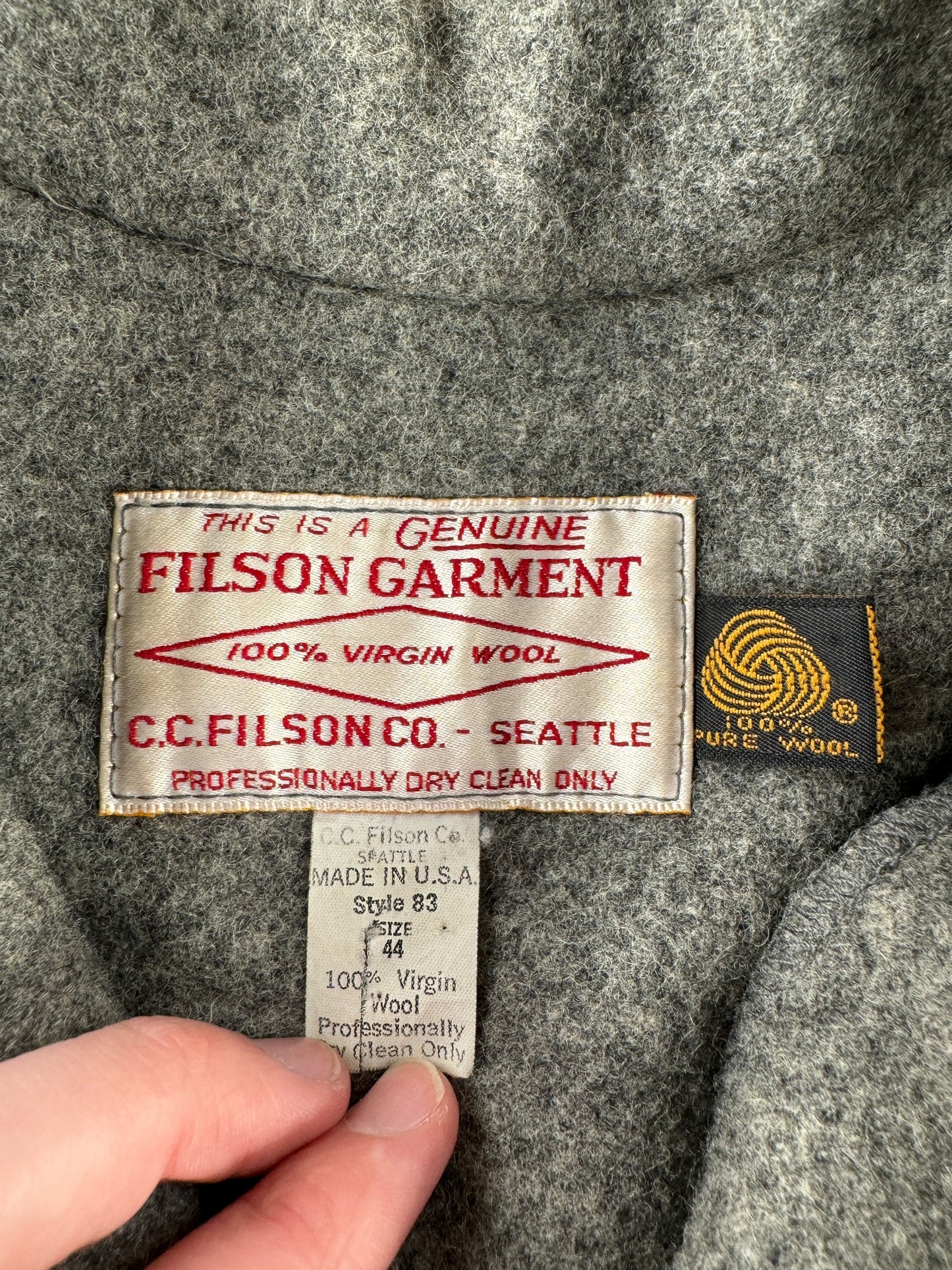 Label on Vintage Filson Grey Double Mackinaw Cruiser SZ 44