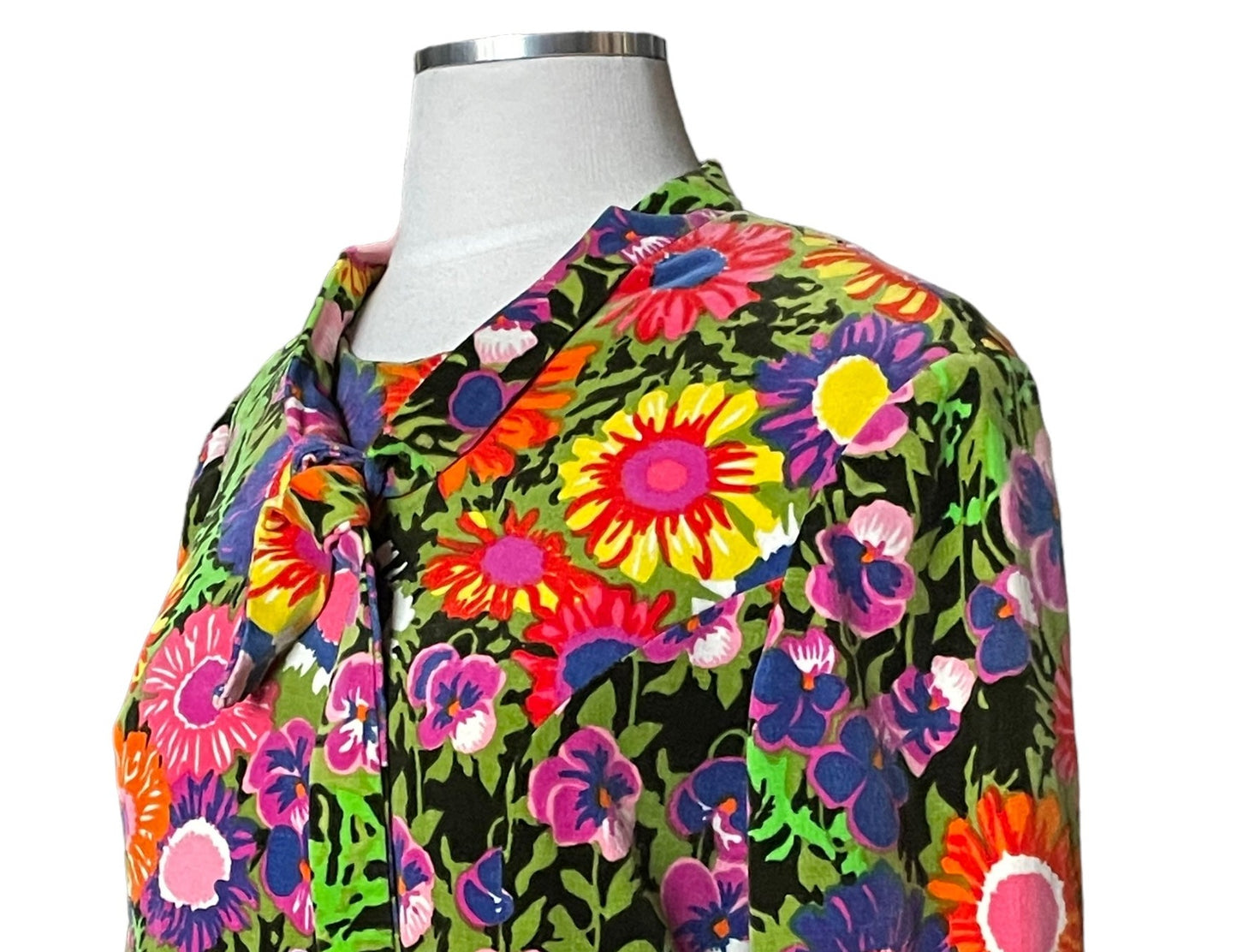 Left shoulder view of Vintage 1960s I. Magnin Velvet Floral Dress SZ L |  Barn Owl Vintage Dresses| Seattle Vintage Dresses
