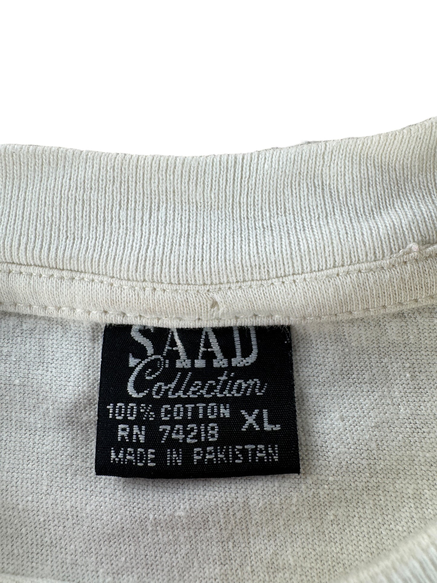 Tag on Vintage Bugs Bunny New York Yankees Tee SZ XL