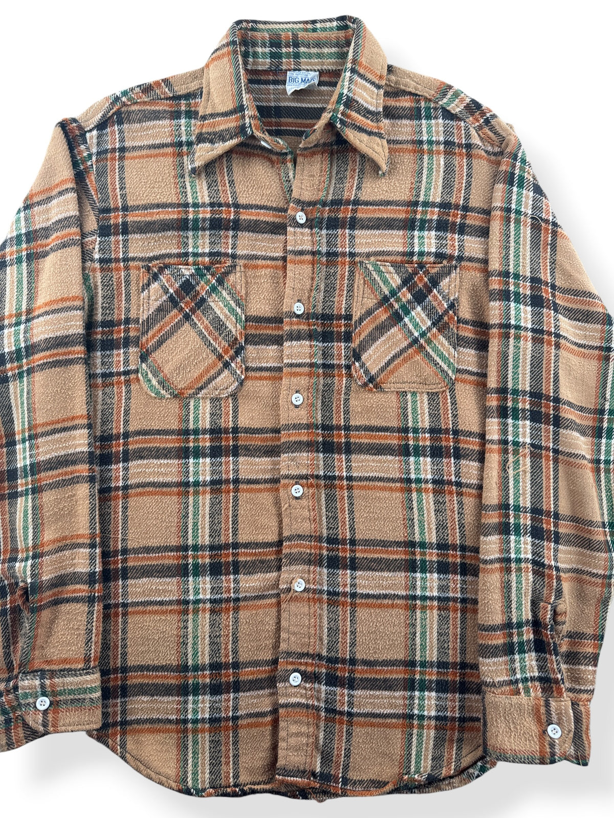 Close-up of Vintage 70s Big Mac Beige Cotton Flannel SZ L