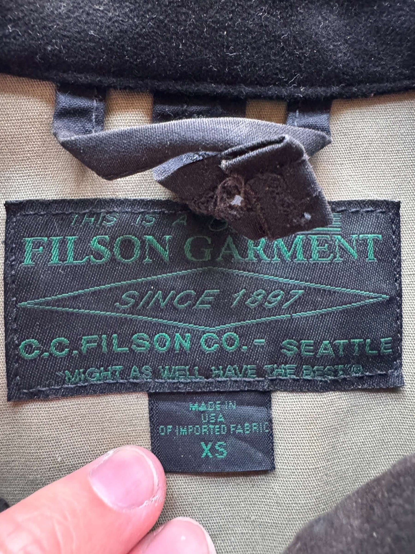 Tag on Filson Oil Finish Cover Cloth Black Bomber Jacket SZ XS