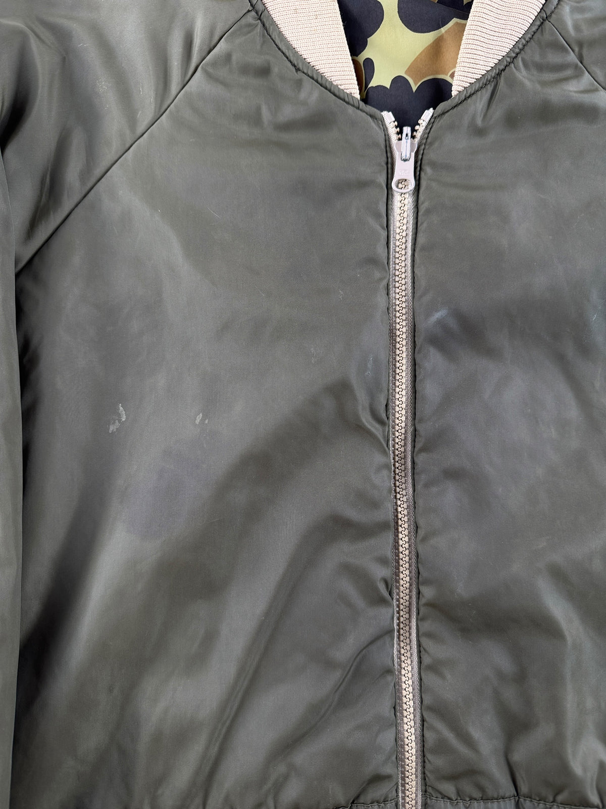 Staining on front of inside-out Vintage Columbia Reversible Hunting Bomber Jacket SZ L