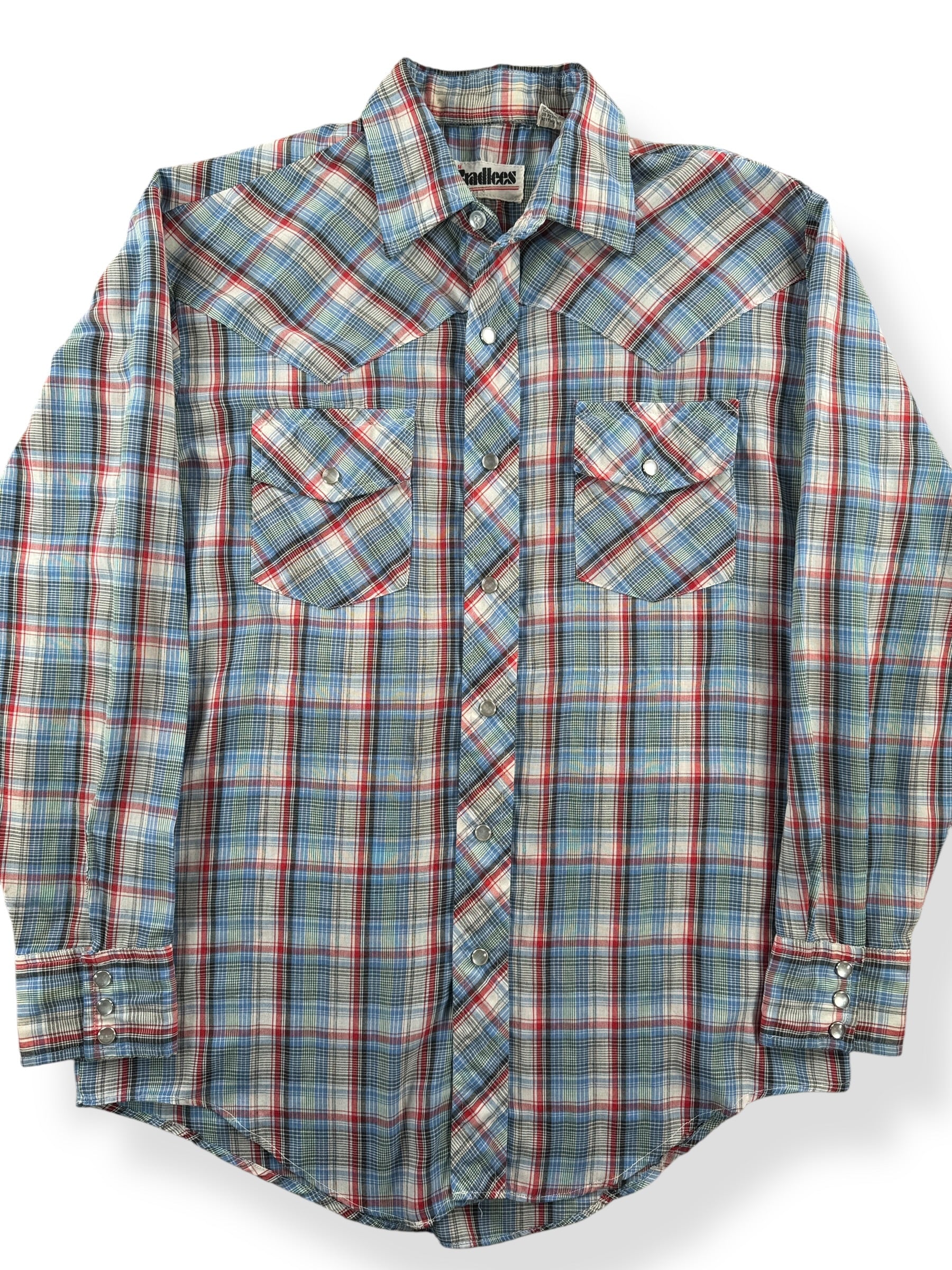 Front Close Up of Vintage Bradlees Pearl Snap Shirt SZ M