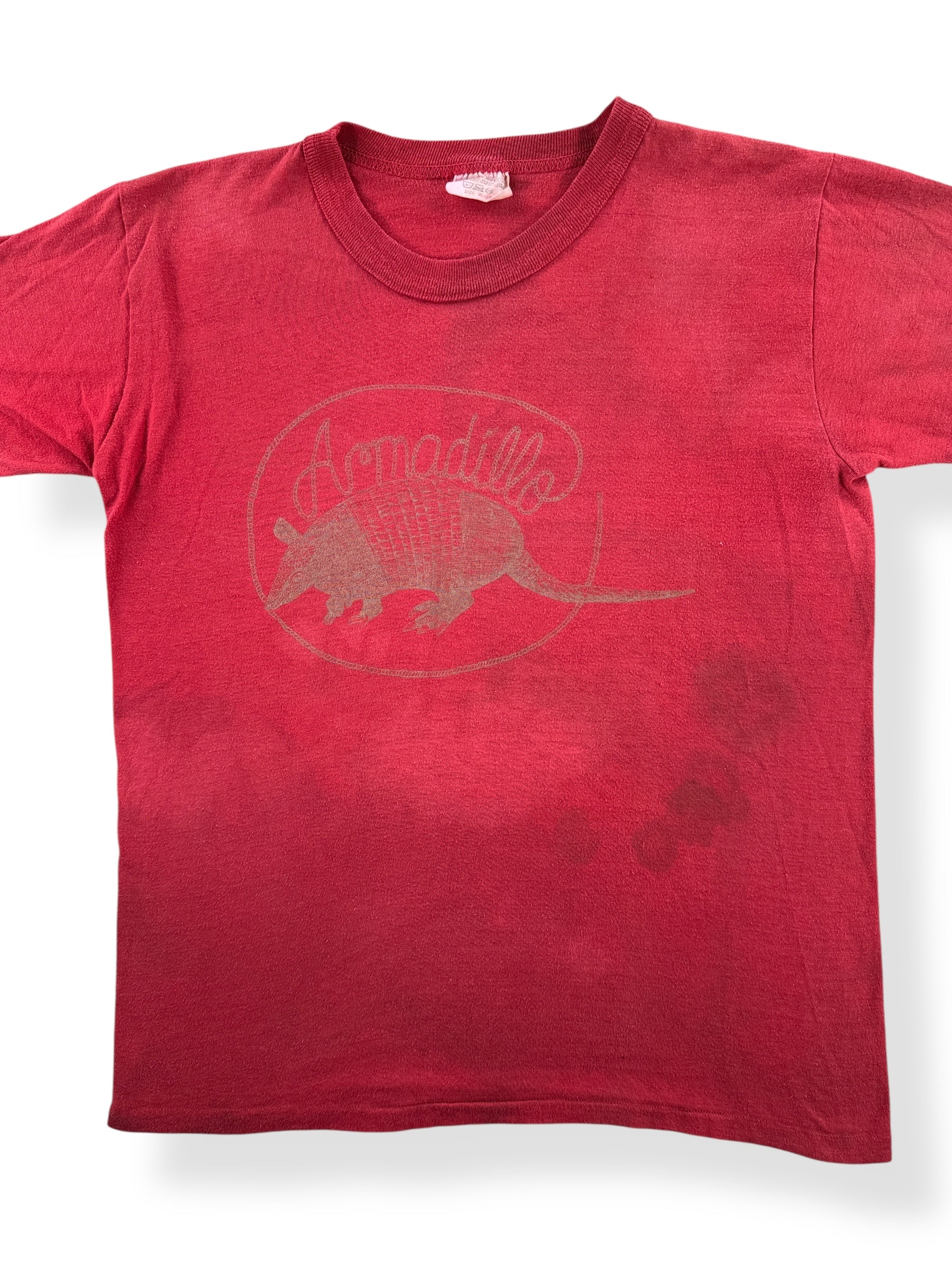 Front Close Up of Vintage 70s Faded Armadillo Tee SZ S