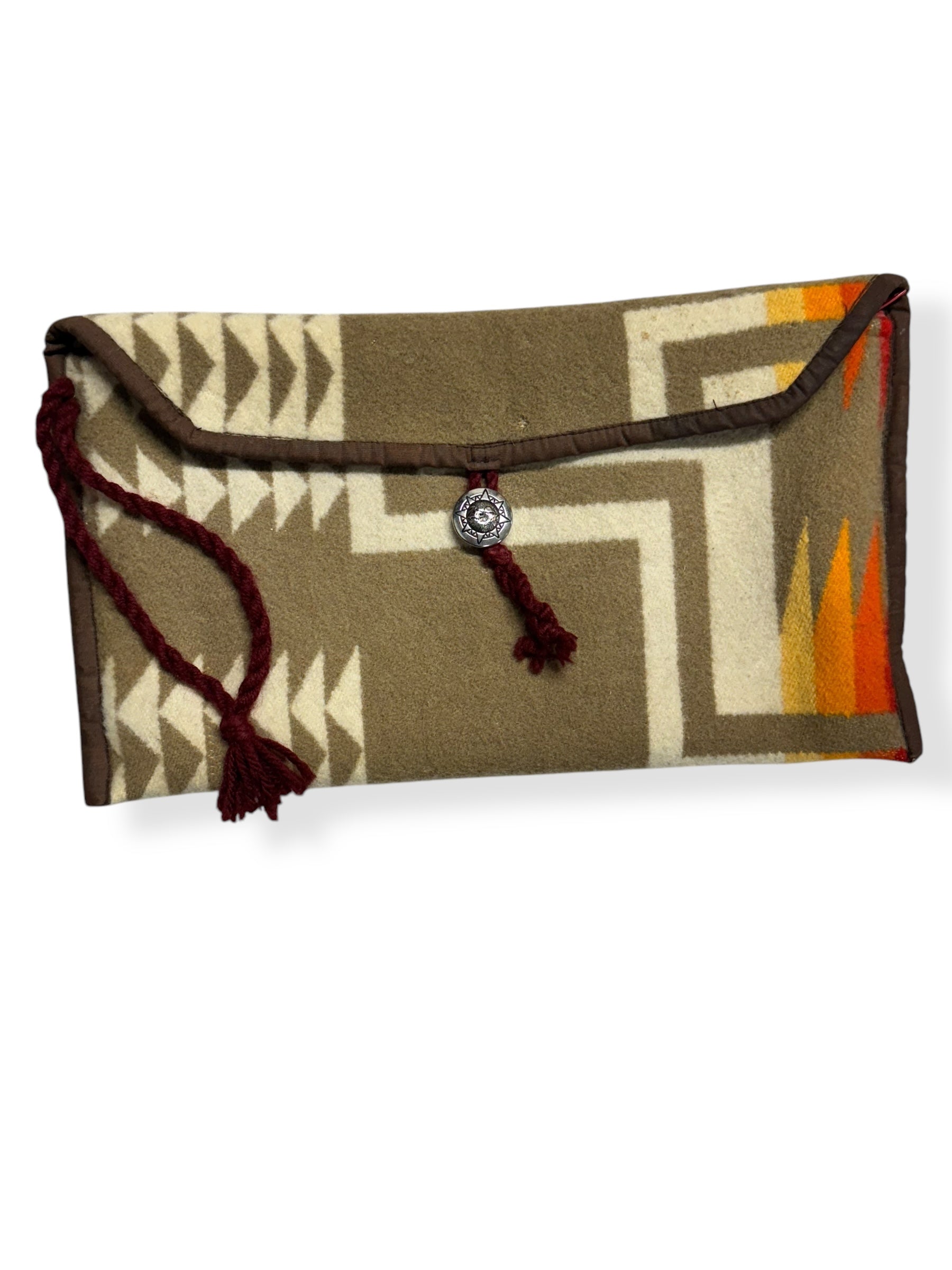 Front view of 1970s Chief Joseph Pendleton Blanket Clutch