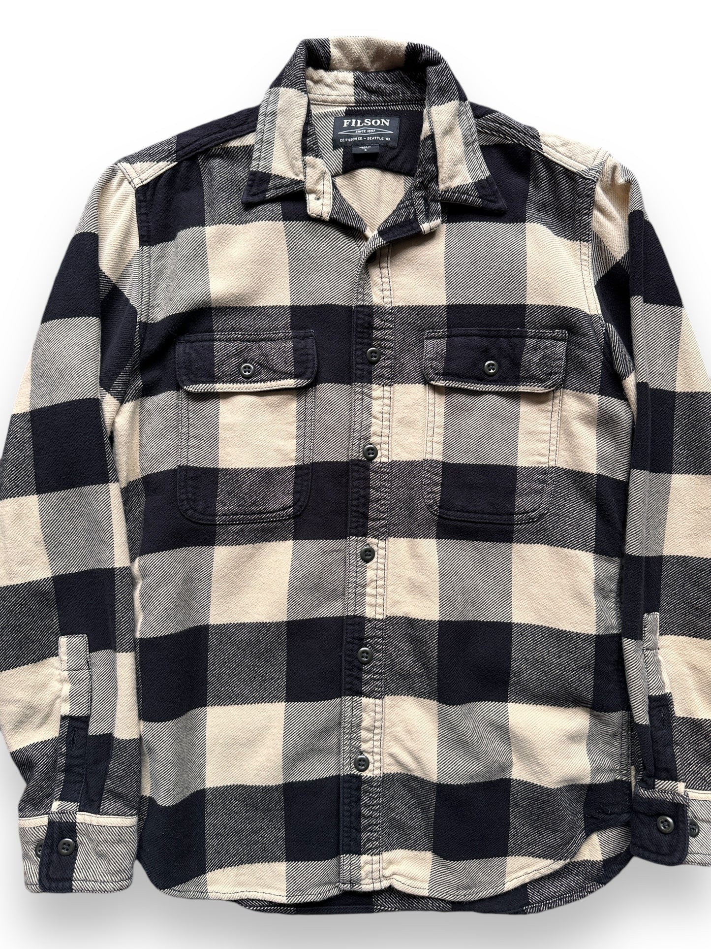 front close up of Filson Black and Cream Cotton Flannel SZ S