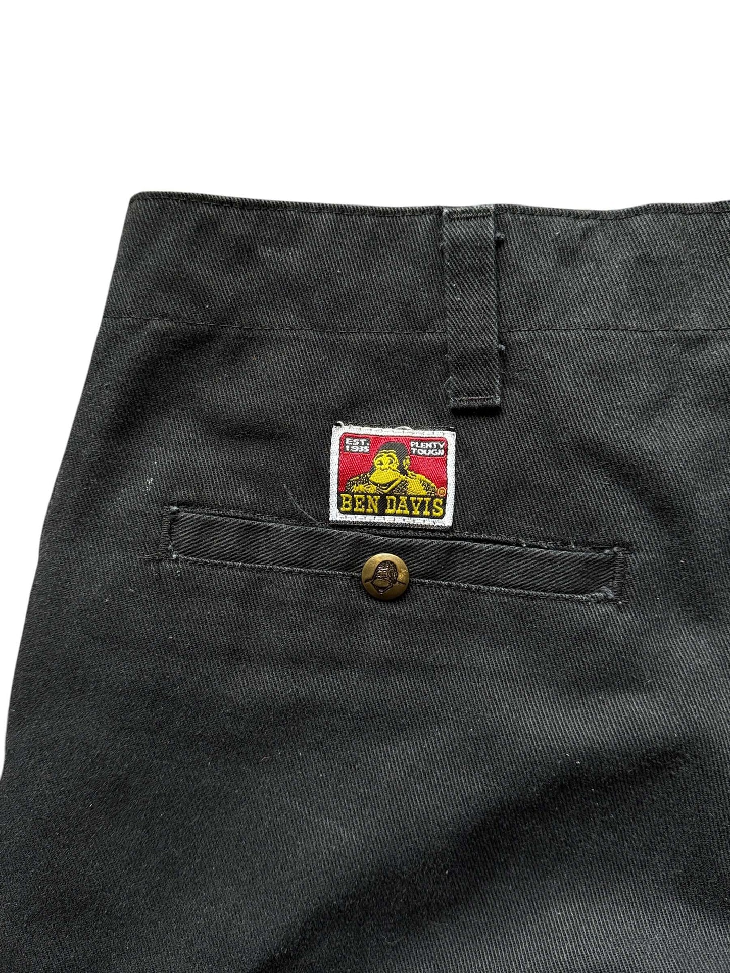 Back patch on Ben Davis Black Paint Splattered Pants W33