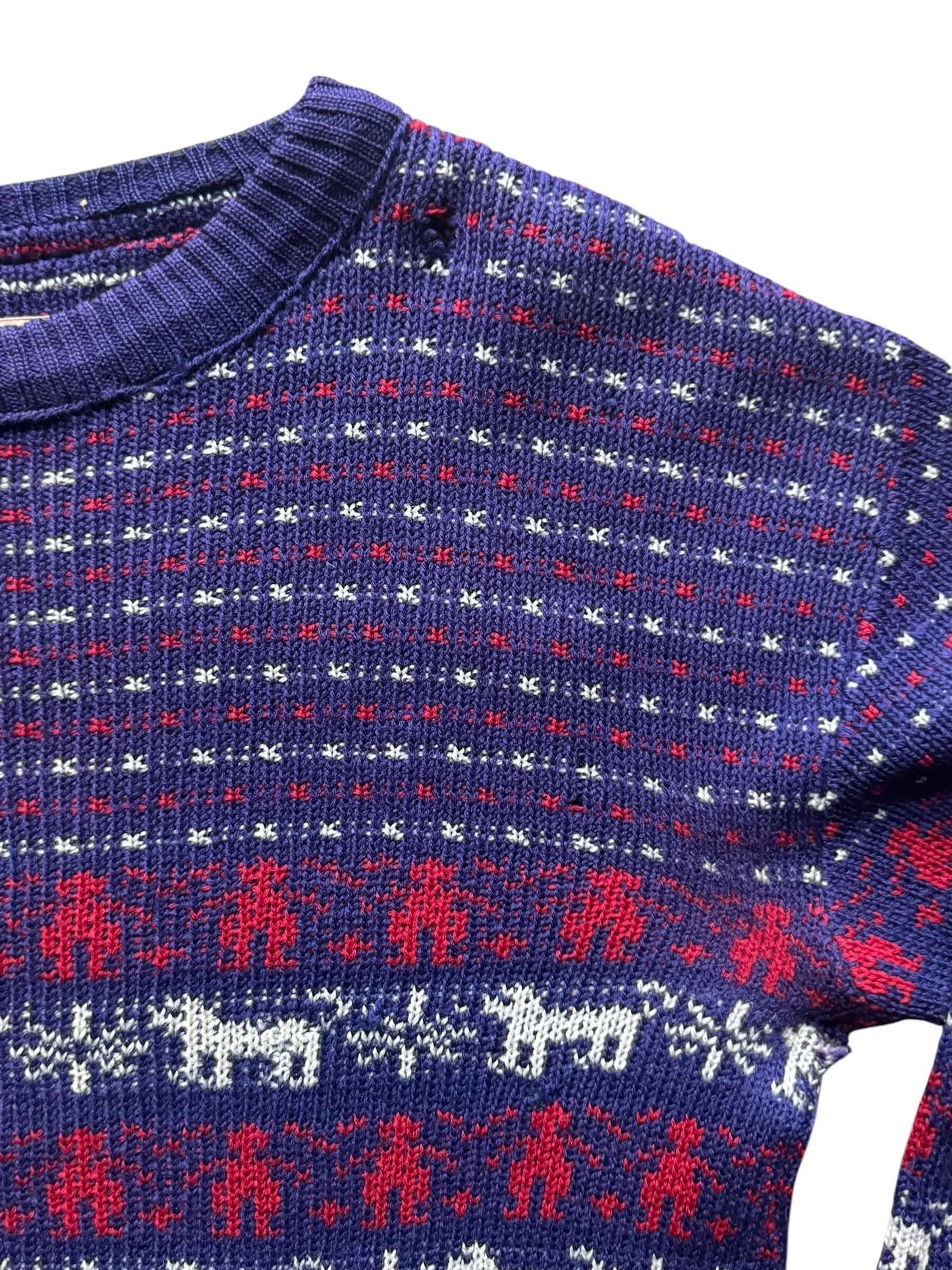 Hole at neck line 1950s Novelty Animal Sweater M