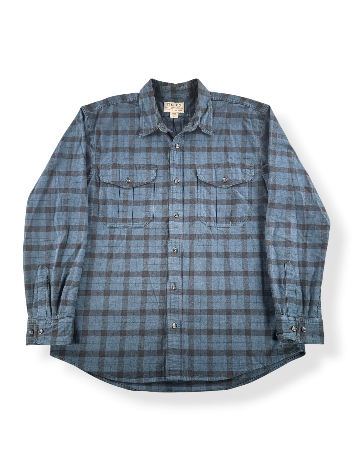 Front of Filson Navy Guide Shirt SZ XL