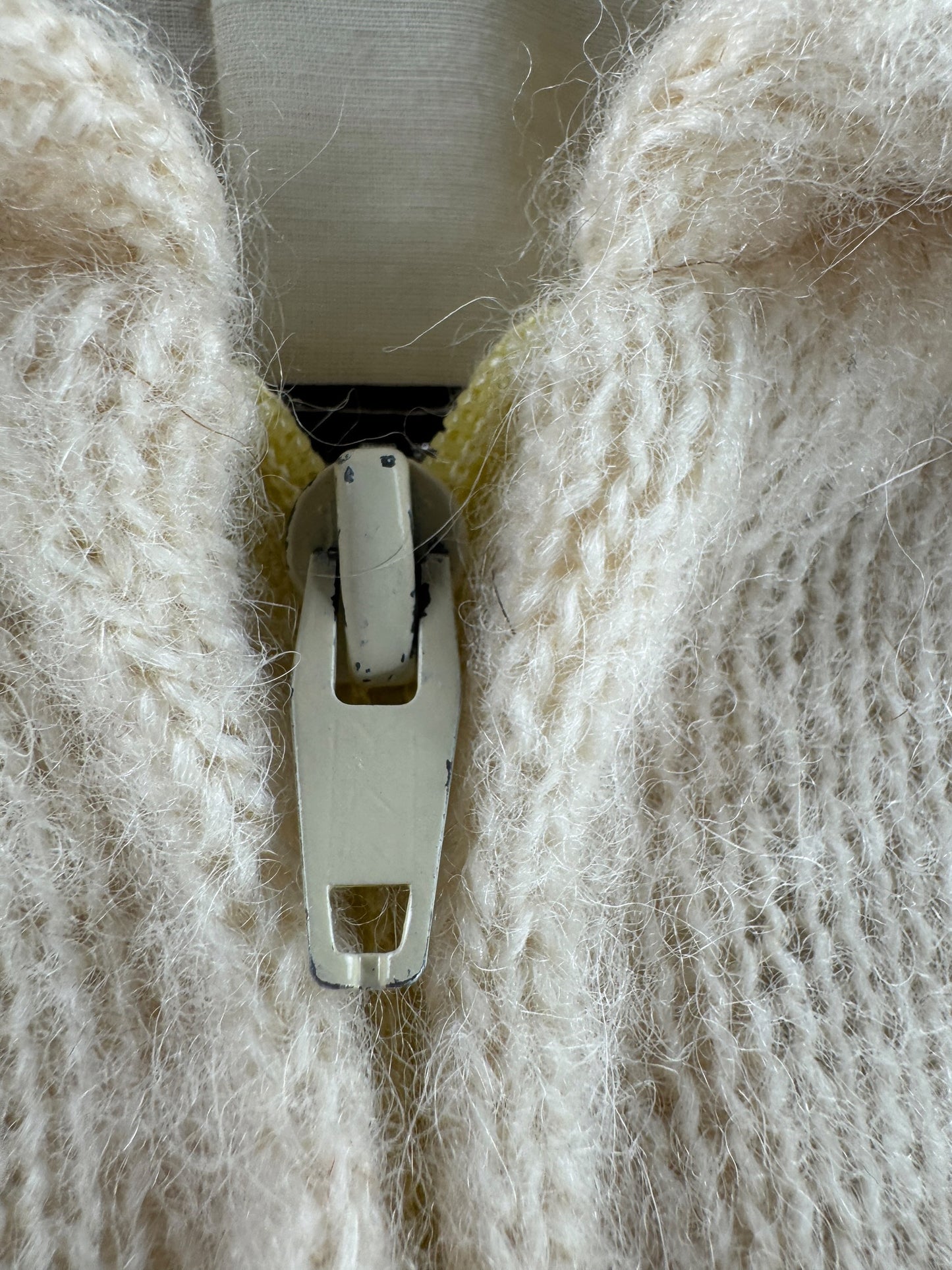 Zipper on Vintage Icelandic Wool Zip Up Sweater SZ M
