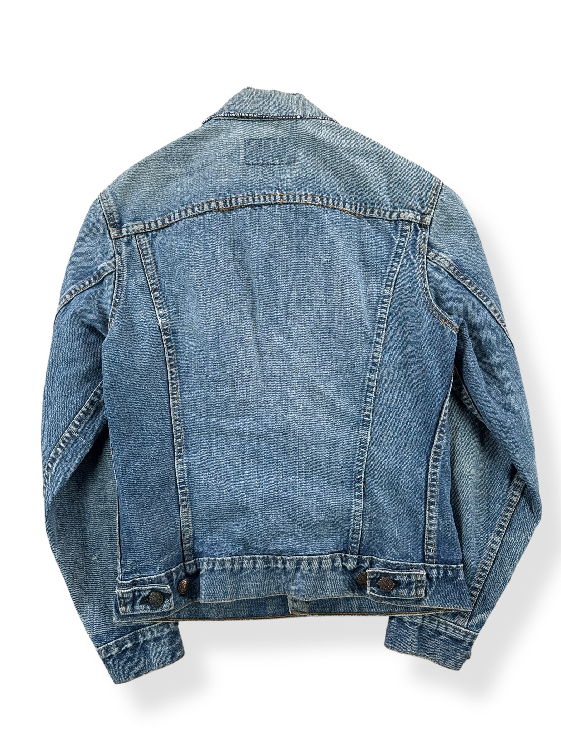 Back of Vintage Levis 2 Pocket Trucker Jacket SZ S AS IS
