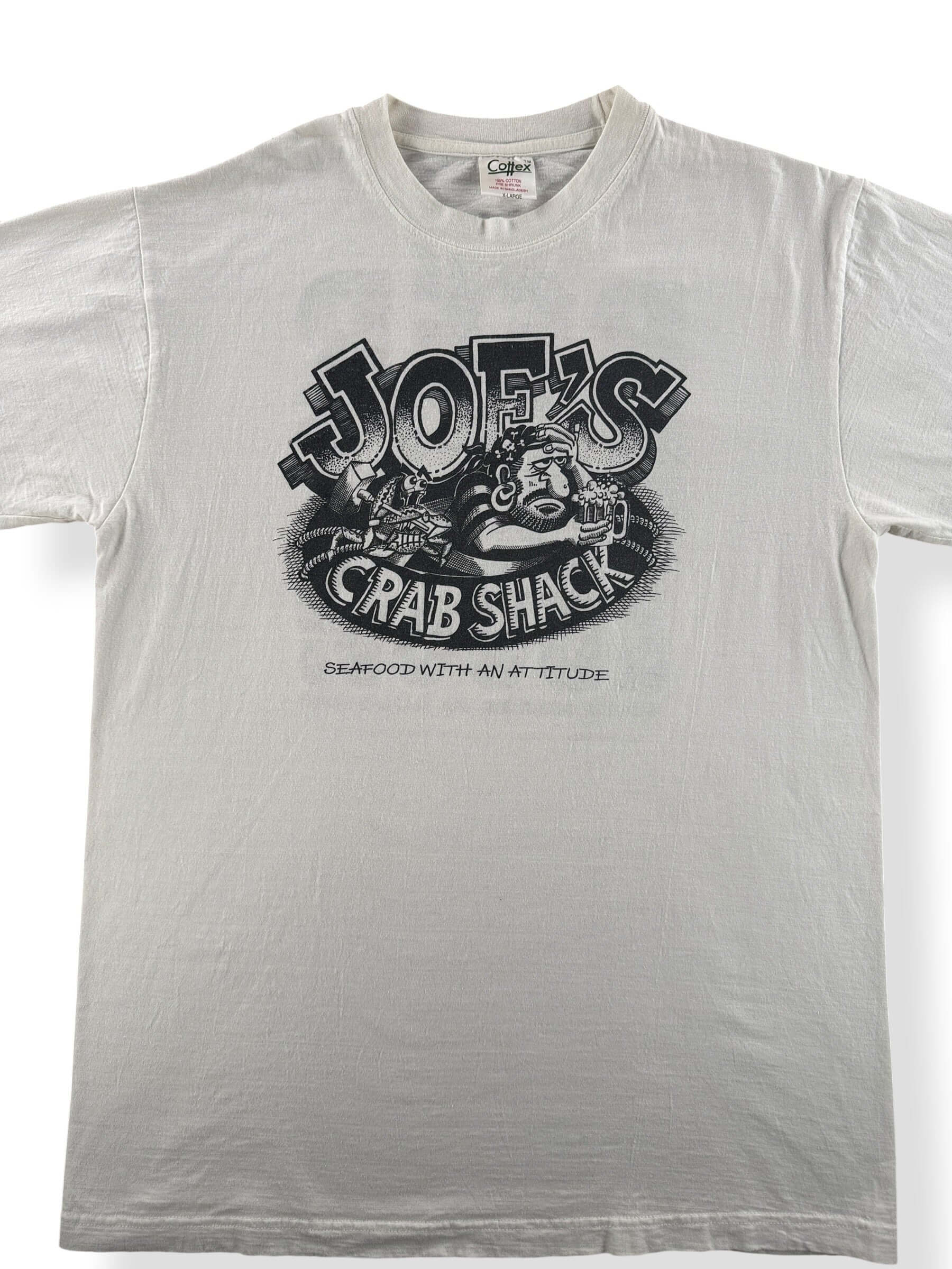 Front Close Up of Vintage Joe's Crab Shack Beer Babes and Bugs Tee SZ XL (Fits M/L)