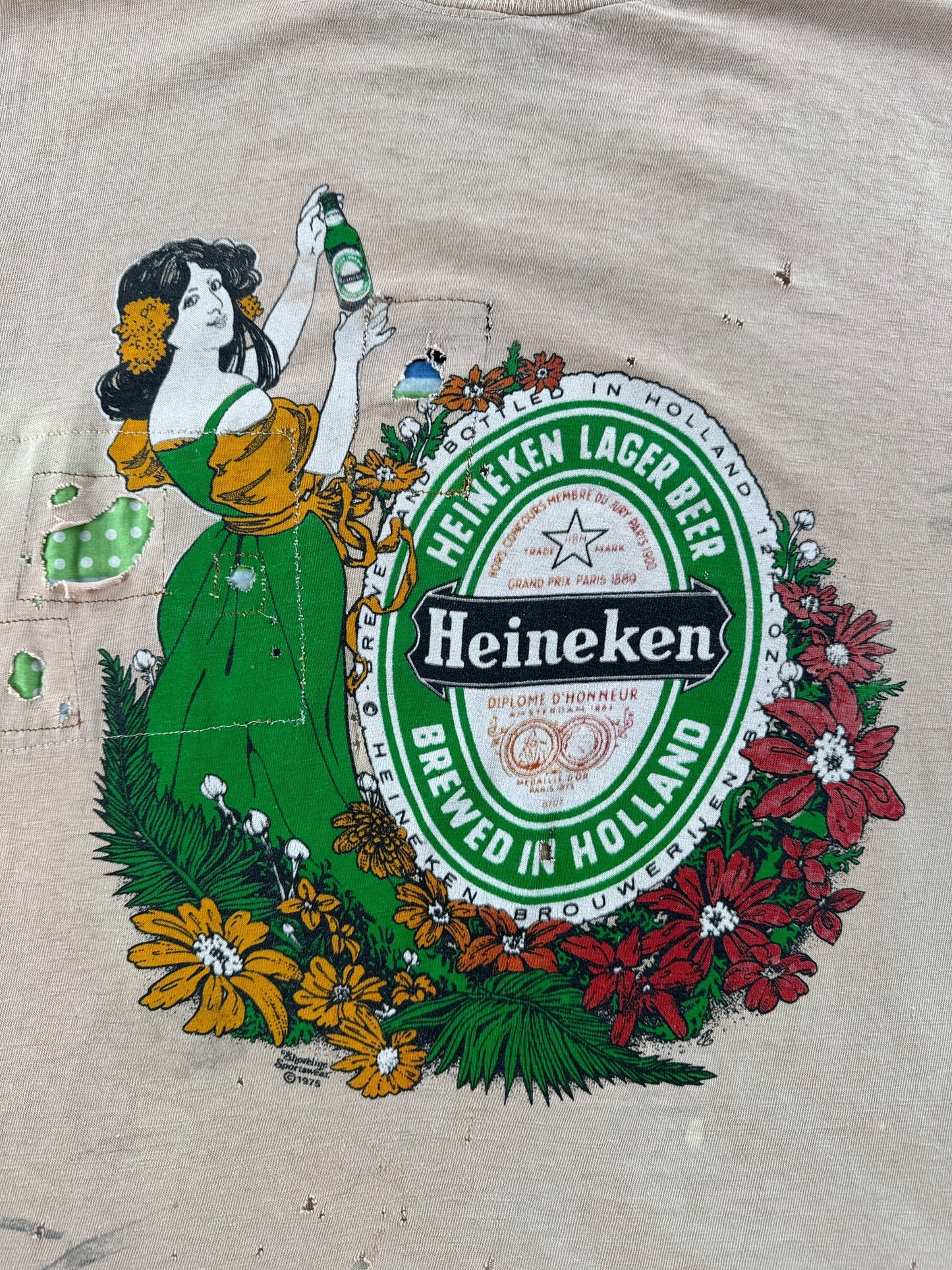 Back Graphic on Vintage 70s Bill's Liquors Heineken Tee SZ M