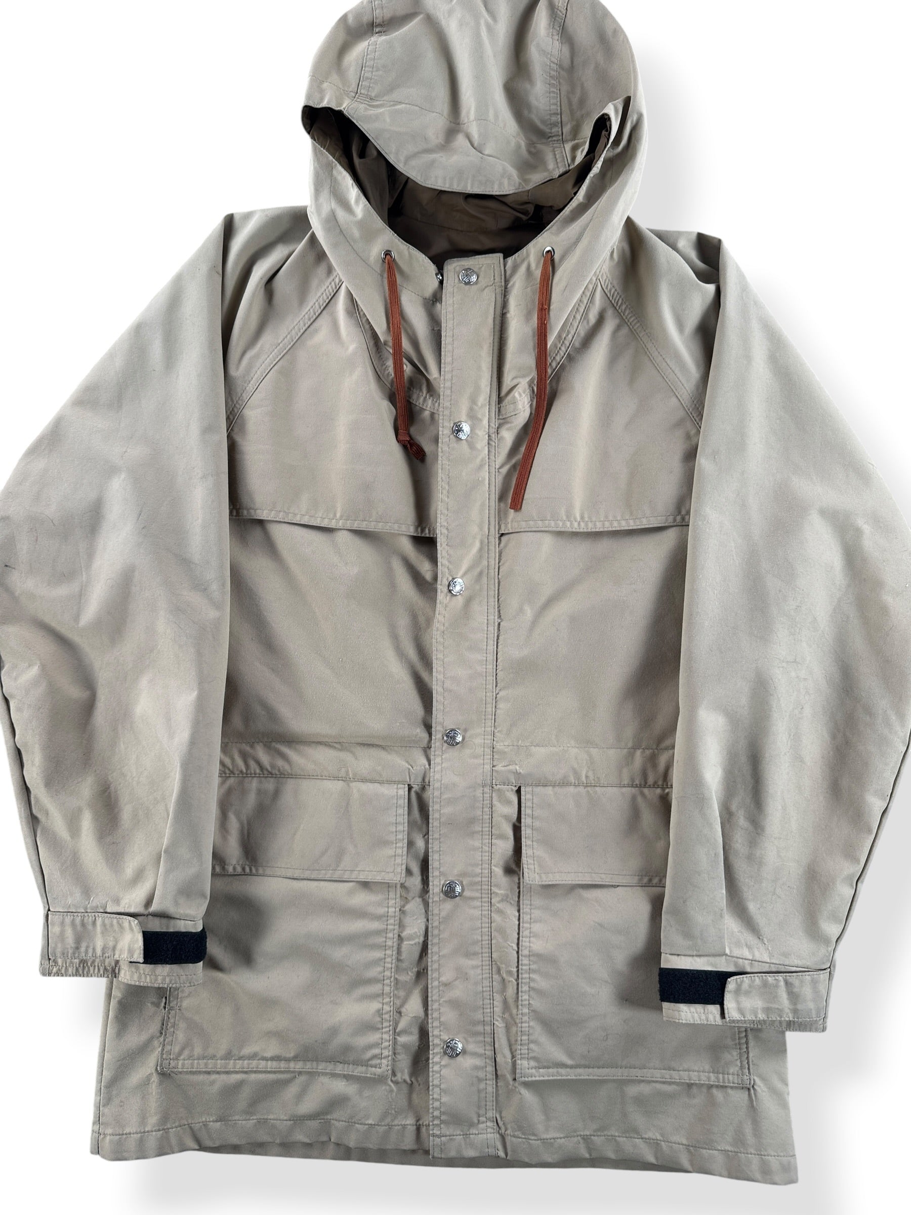Front Close Up of Vintage REI Goretex Parka SZ L