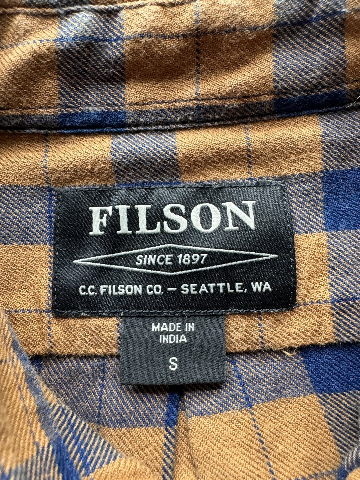 Tag on Filson Brown Blue Plaid Cotton Shirt SZ S