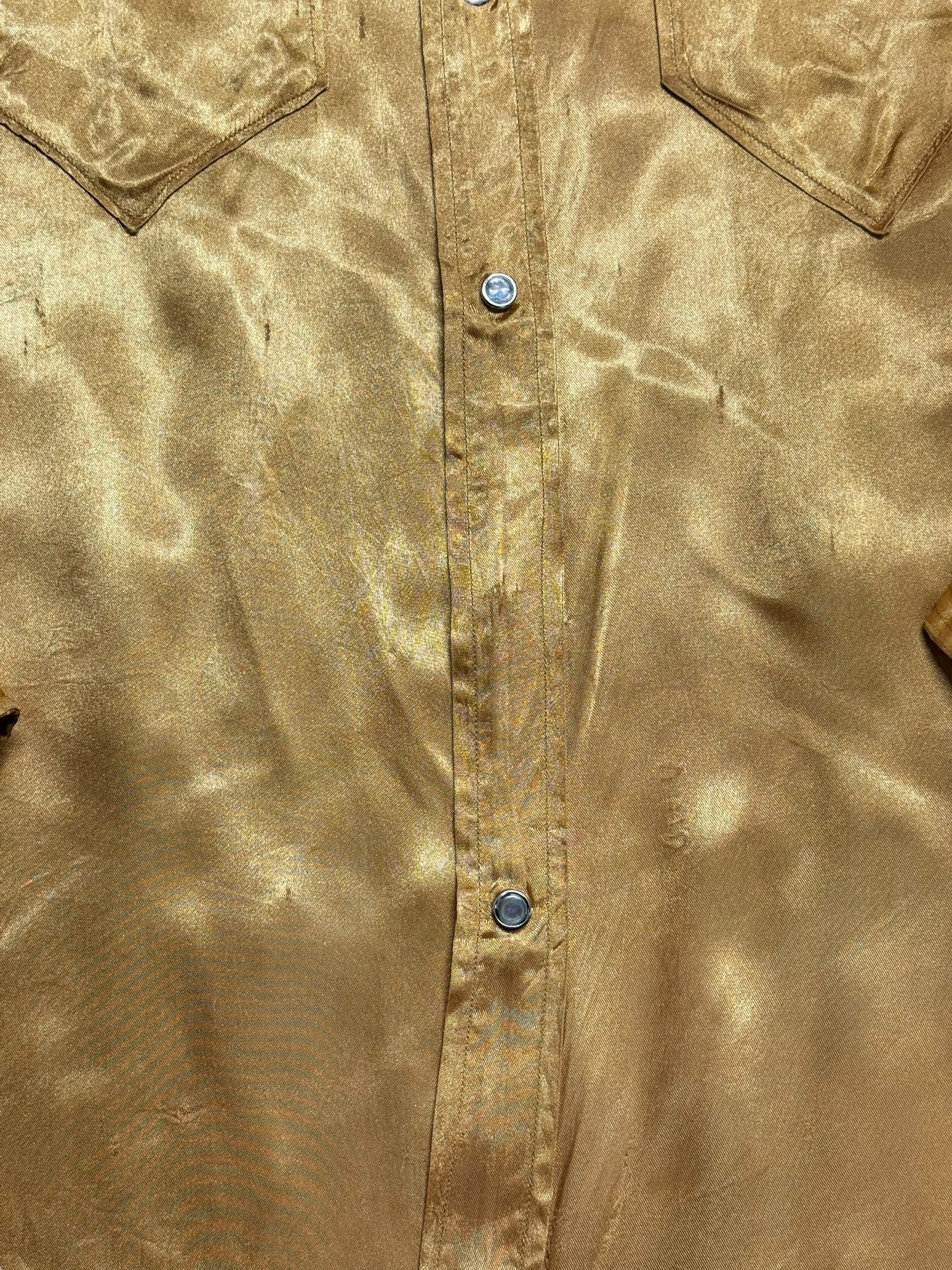 Missing button of Vintage Gold Satin Pearlsnap Shirt M