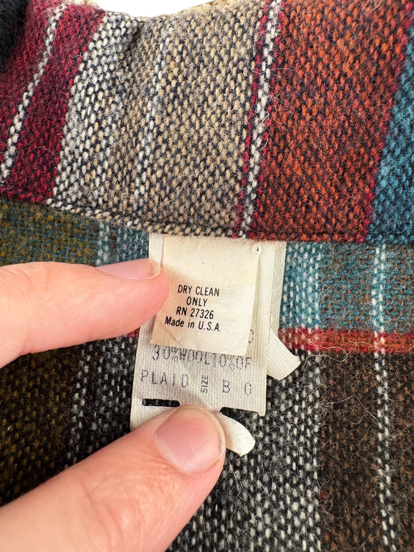 Tag on Vintage Plaid Sport Coat SZ L