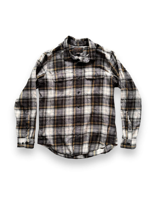 front of Filson Forest Green Plaid Scout Shirt SZ M