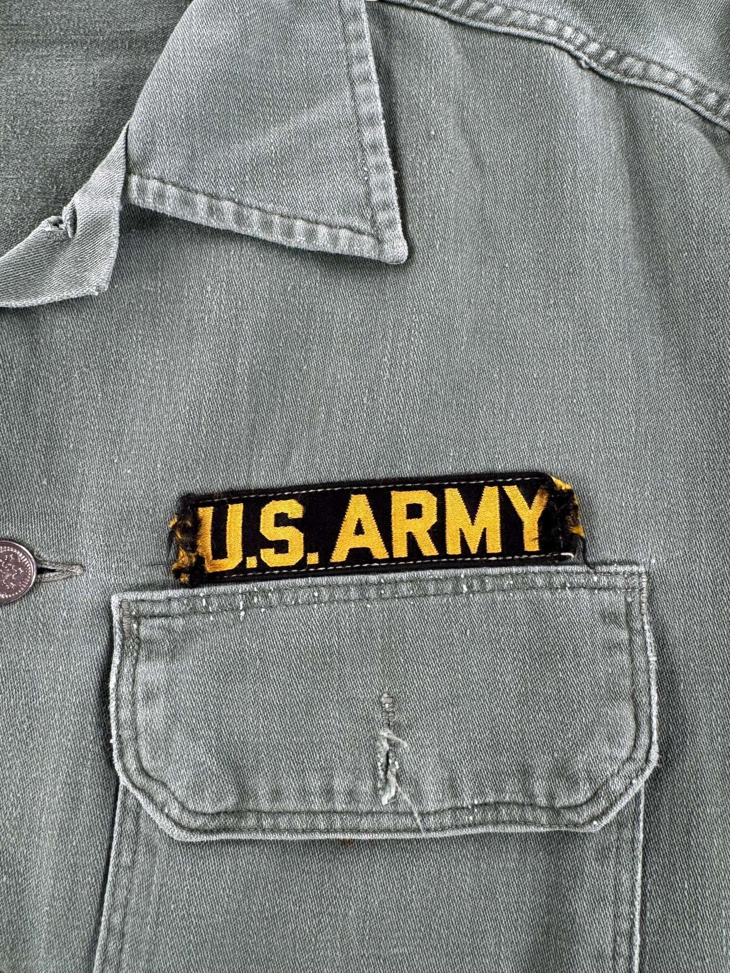 Patch on Vintage Named Army Shirt SZ L