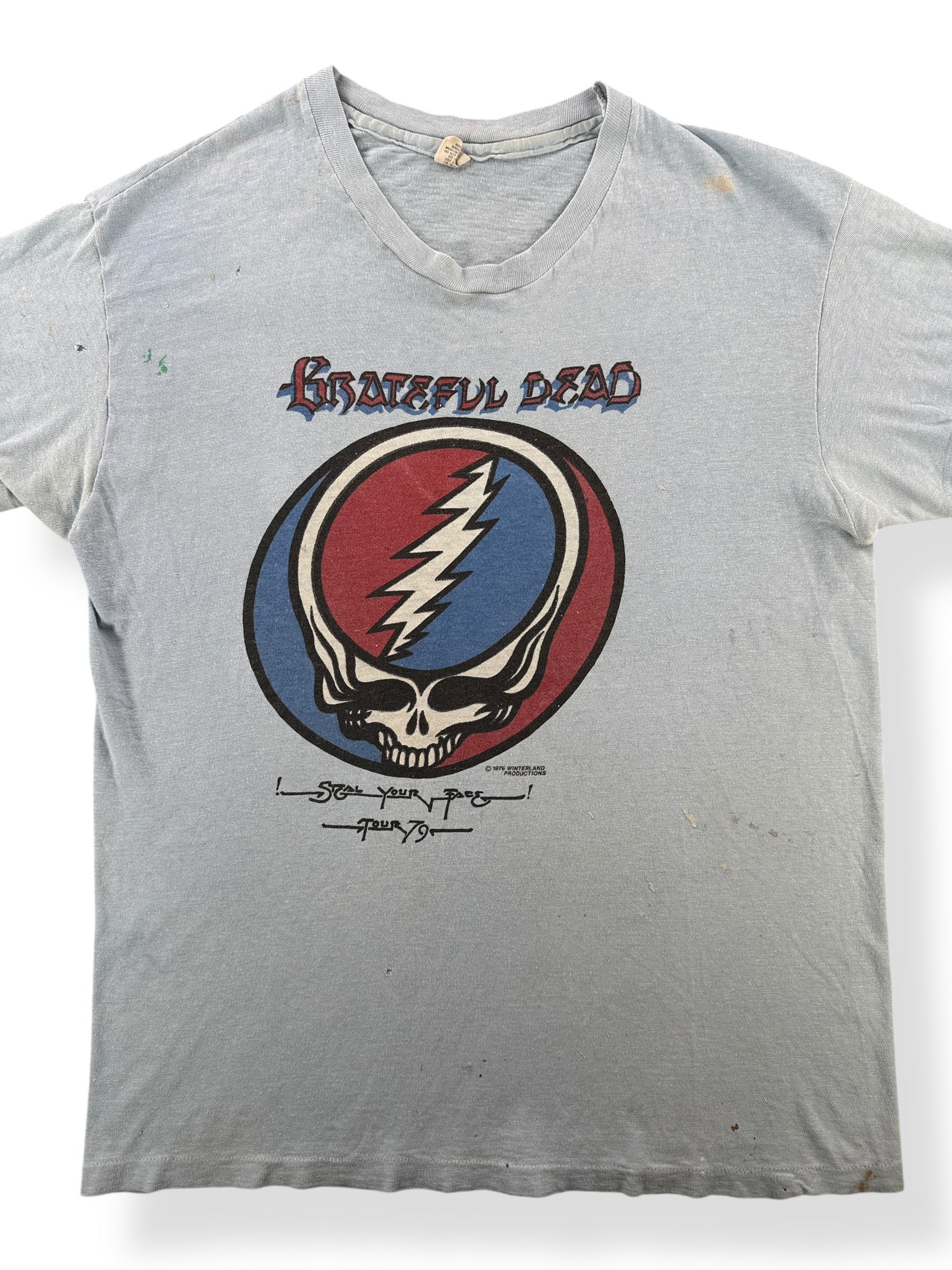 Front Close Up of Vintage 1979 Grateful Dead Tour Band Tee SZ L (Fits M)