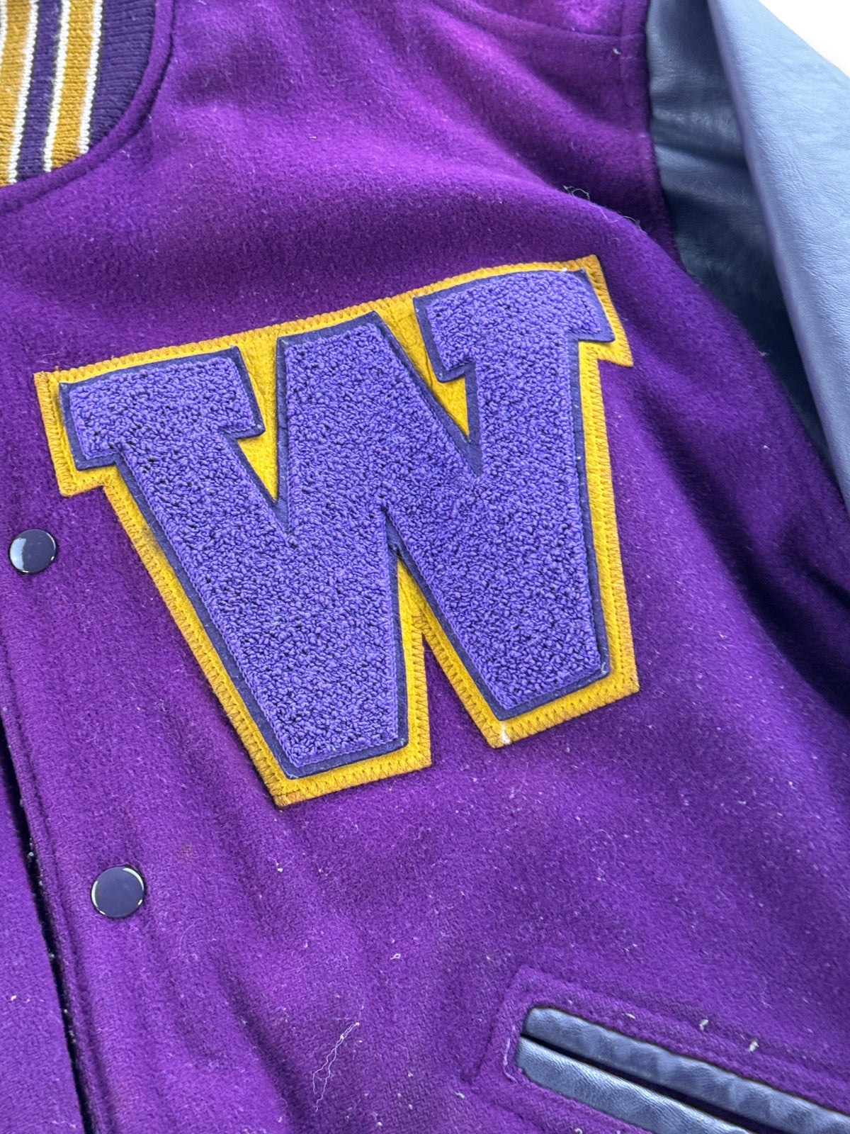 Patch on front of Vintage Maverick UW Distressed Varsity Jacket SZ L