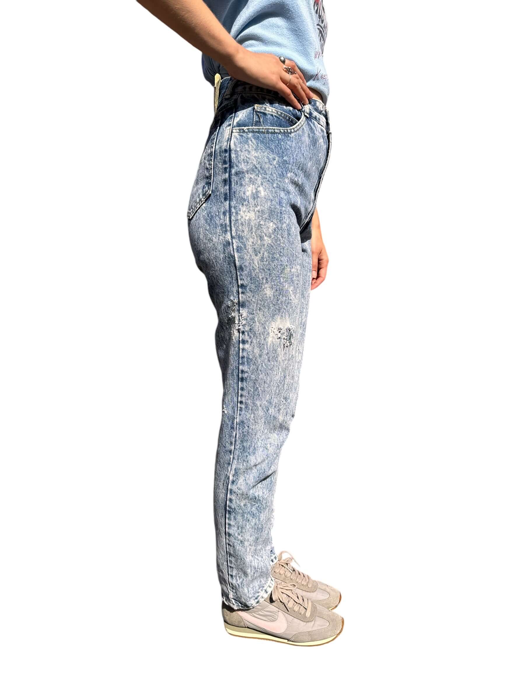 Right side view of Vintage 80s Acid Wash Bongo Jeans W27